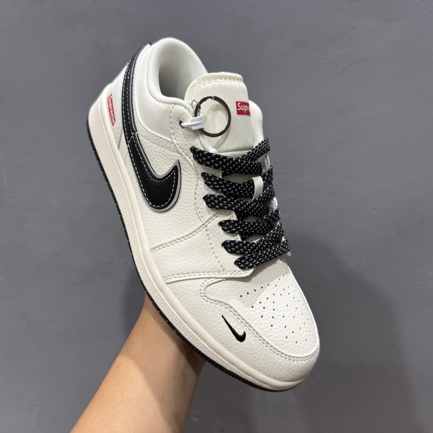 独家实拍Air Jordan 1 Low AJ1 乔1 高端定制 低帮复古篮球鞋 XX3168-172-Top High Quatity Cheap Sneakers Fashion Clothing Clothes Bags handbags Shoes of all Brand wholesale With The best Quality And Beautiful Price from China Factory Chinese suppliers wholesaler seller 独家实拍Air Jordan 1 Low AJ1 乔1 高端定制 低帮复古篮球鞋 XX3168-172