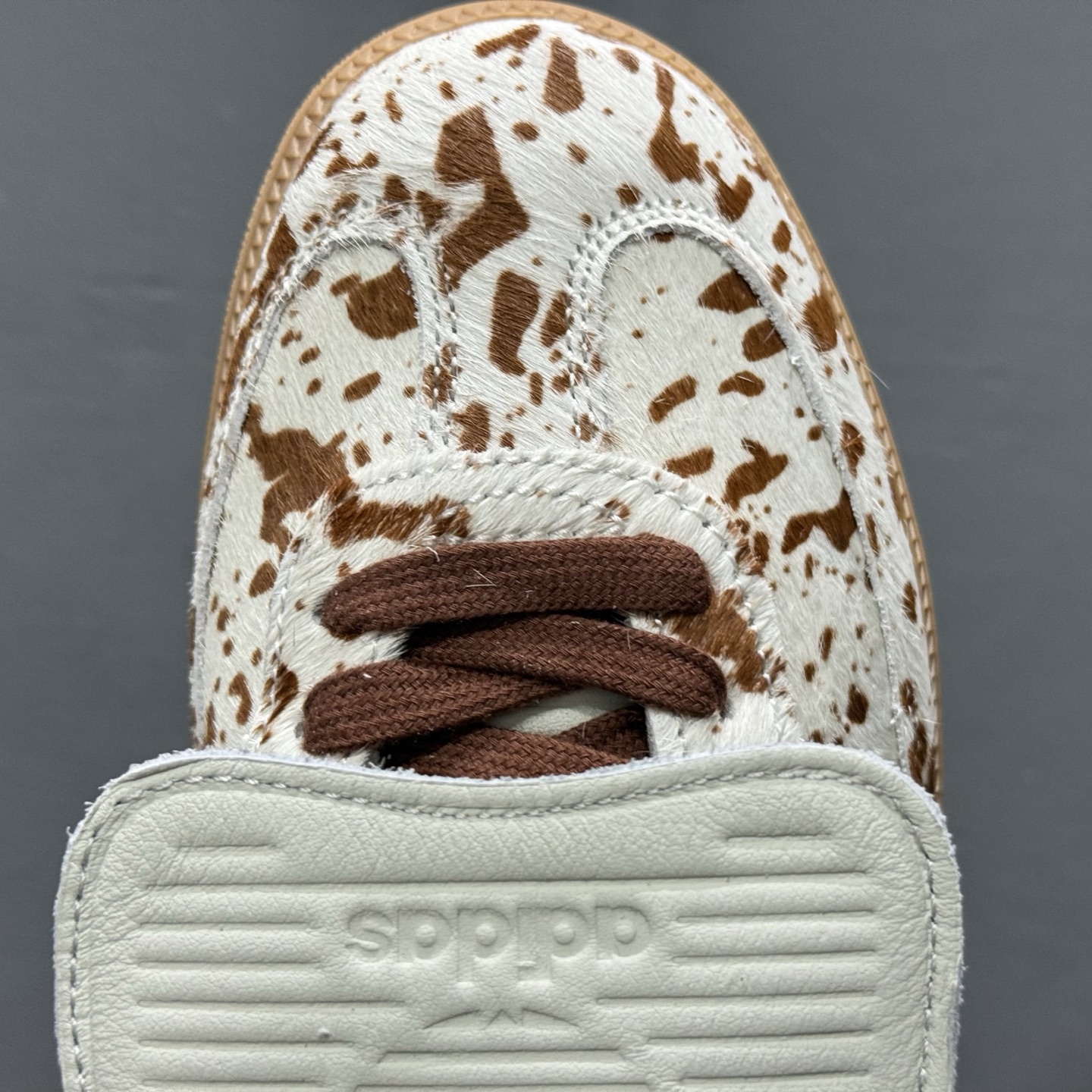 200 Adidas Samba 复古桑巴板鞋 JS3931