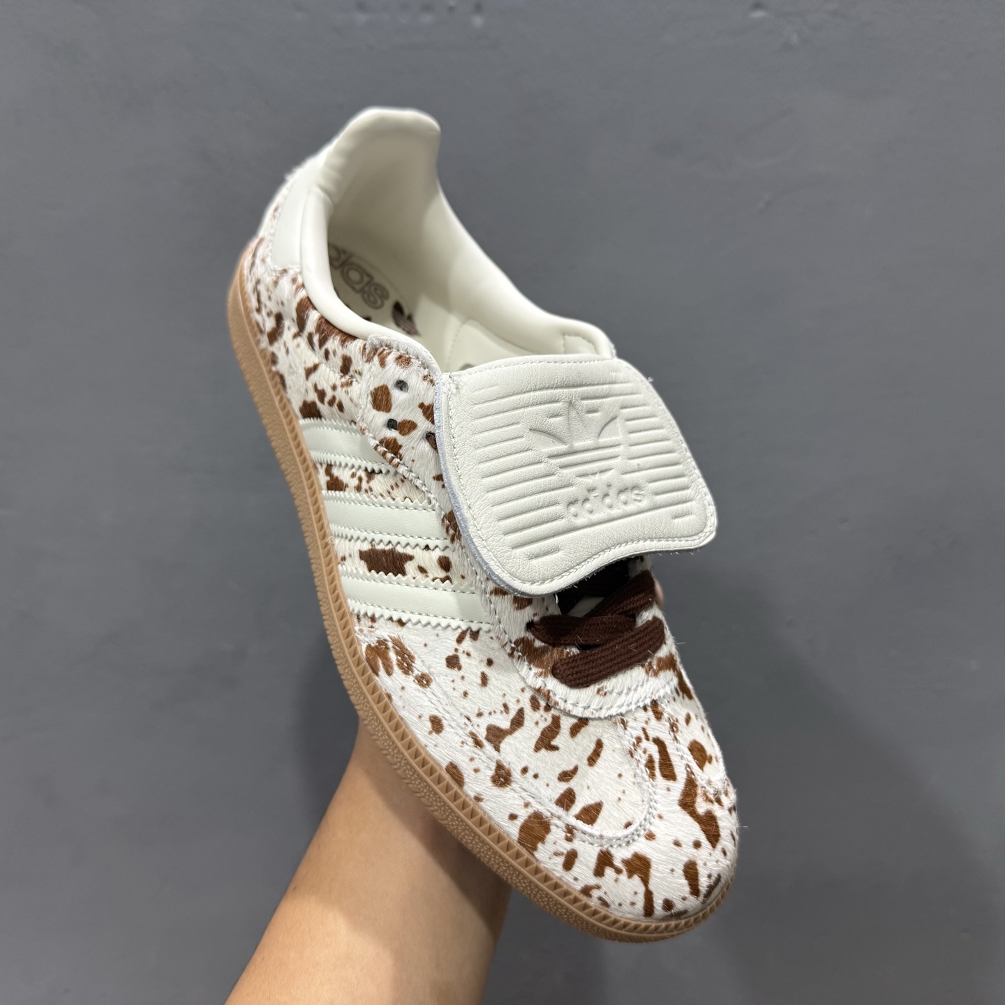 200 Adidas Samba 复古桑巴板鞋 JS3931