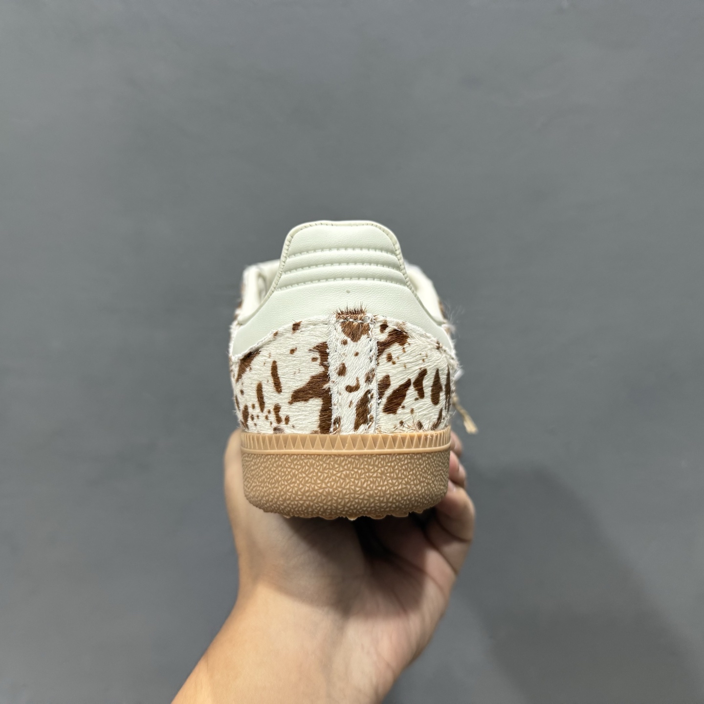 200 Adidas Samba 复古桑巴板鞋 JS3931