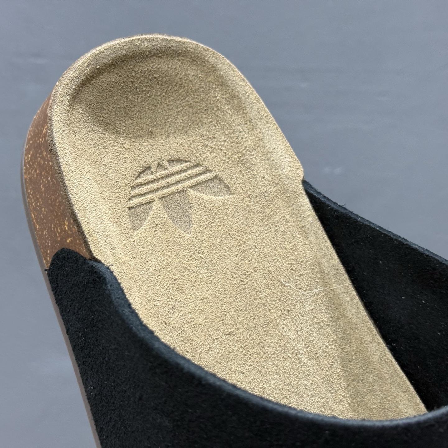 ¥180 Adidas Originals Adimule JQ4367 阿迪穆勒休闲半拖-Chinese UA Cheap High Quatity Brand Clothes Bags handbags Sneakers wholesale wholesaler seller from China Factory suppliers Fashion Clothing Shoes best Quality Beautiful Price ¥180 Adidas Originals Adimule JQ4367 阿迪穆勒休闲半拖