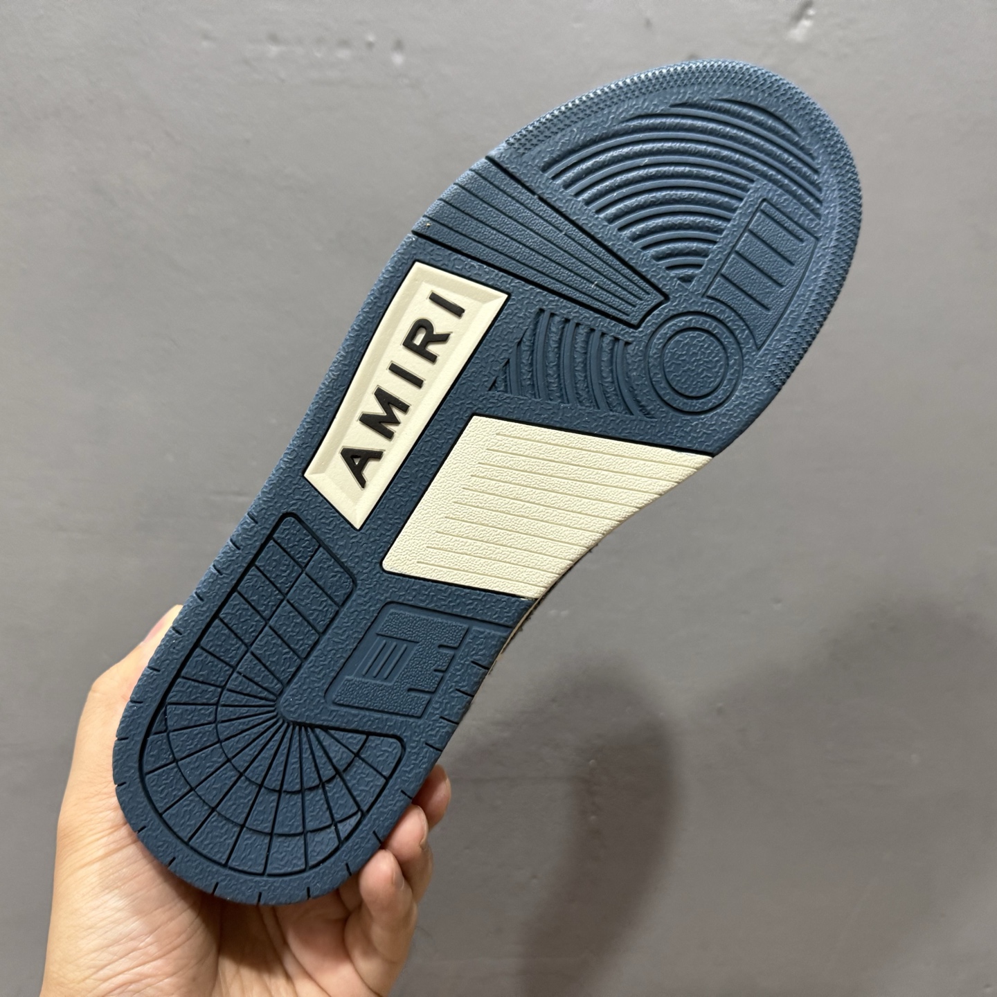 ￥380 AMlRl/埃米尔 2025新款情侣运动板鞋/骨头板鞋系列