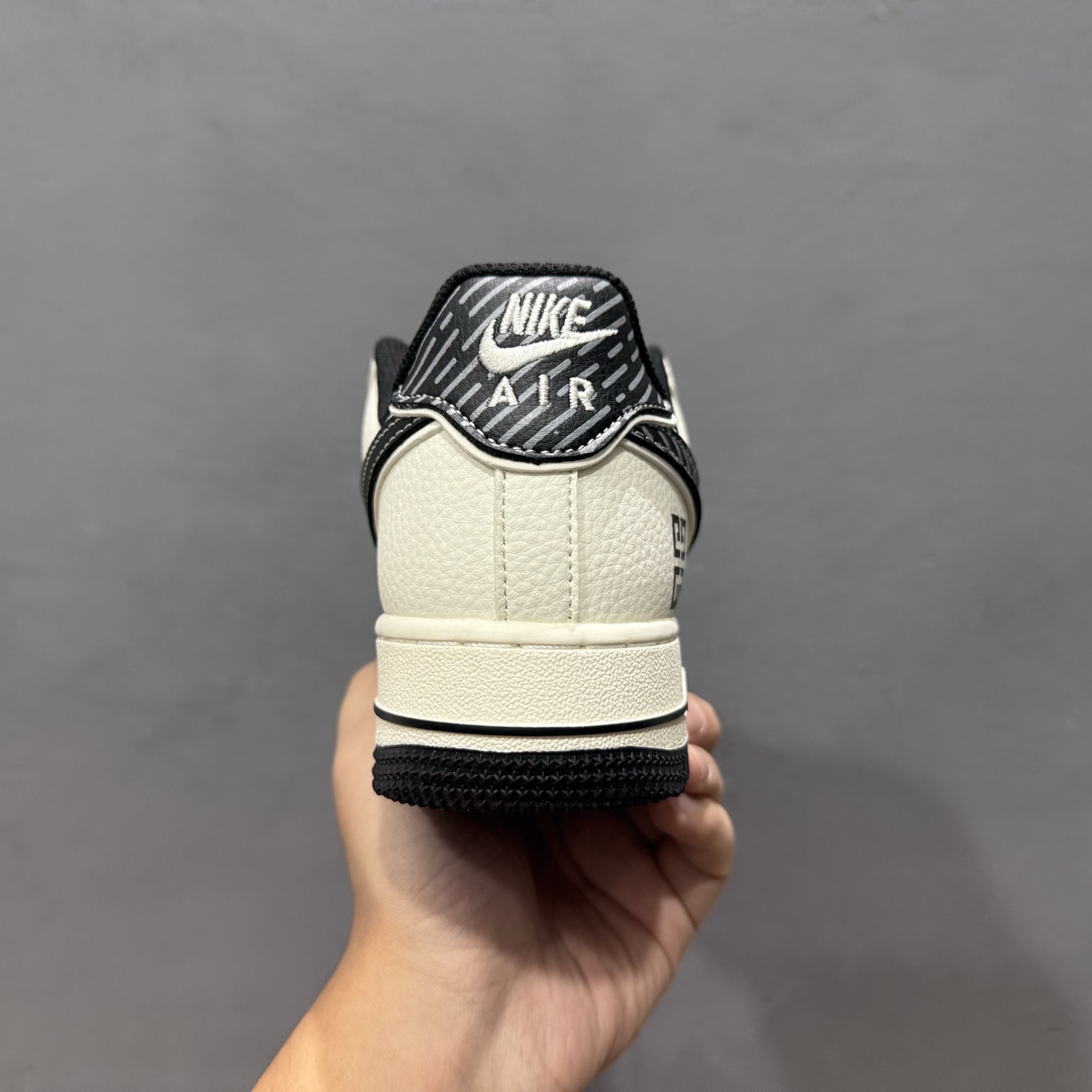 NIke Air Force 1 '07 Low “纪梵希联名——深蓝天际线”空军一号 低帮 运动鞋 JP8028-002