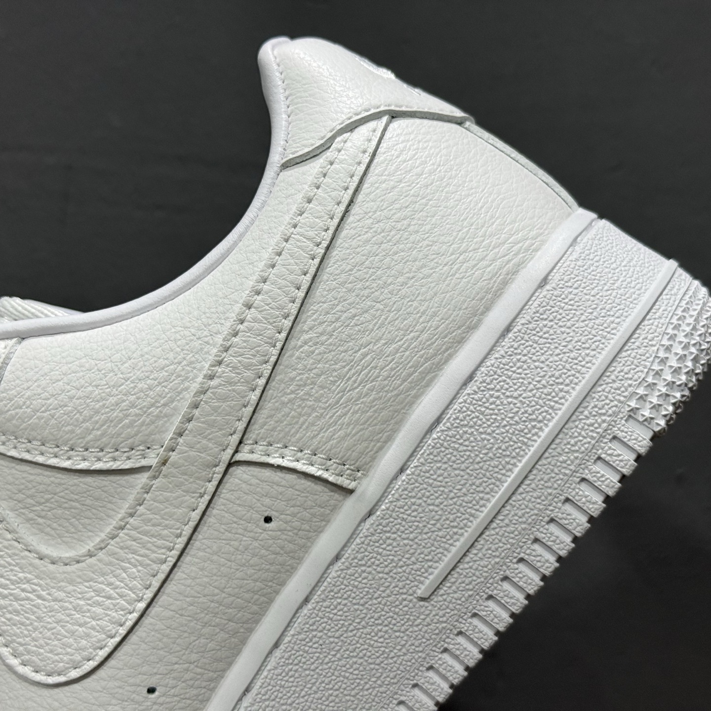 NK Air Force 1 空军一号 FQ7069-100