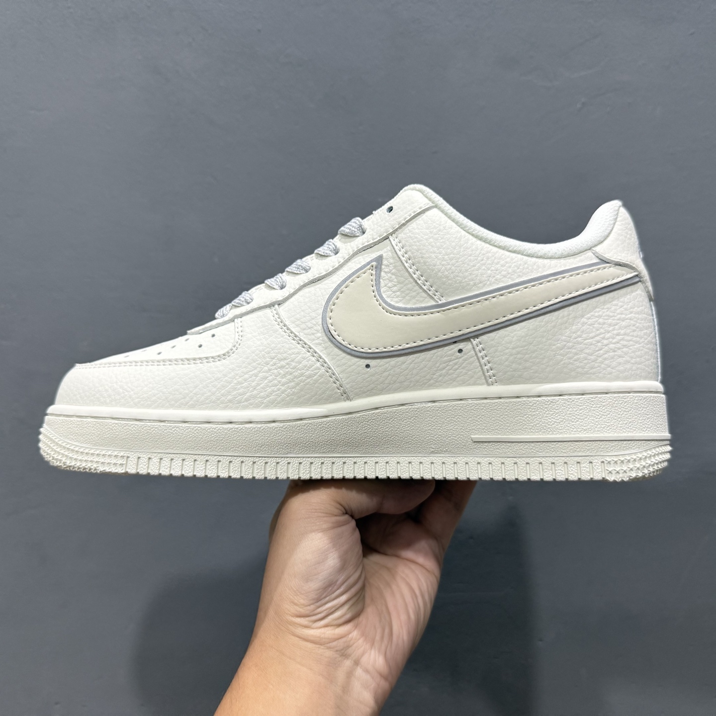 NIke Air Force 1 '07 Low “红标Justdoit”空军一号 低帮 运动鞋 休闲鞋 CS5288-043-Top High Quatity Cheap Sneakers Fashion Clothing Clothes Bags handbags Shoes of all Brand wholesale With The best Quality And Beautiful Price from China Factory Chinese suppliers wholesaler seller NIke Air Force 1 '07 Low “红标Justdoit”空军一号 低帮 运动鞋 休闲鞋 CS5288-043