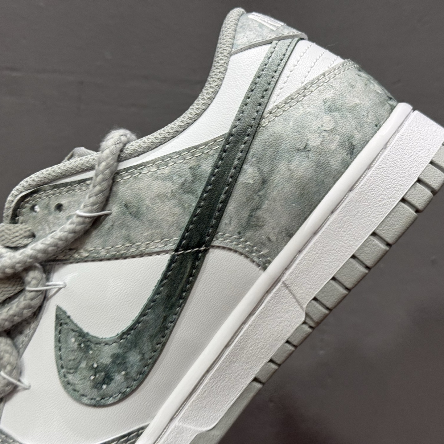 Nike Dunk Low 凝灰纪元 灰色 HF5441-105