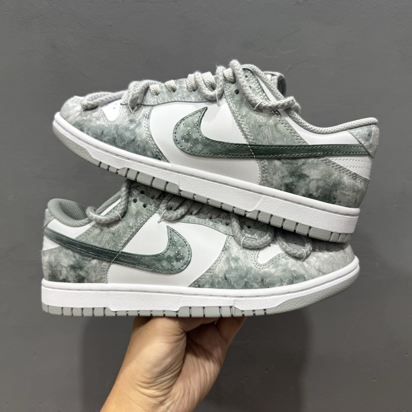 Nike Dunk Low 凝灰纪元 灰色 HF5441-105