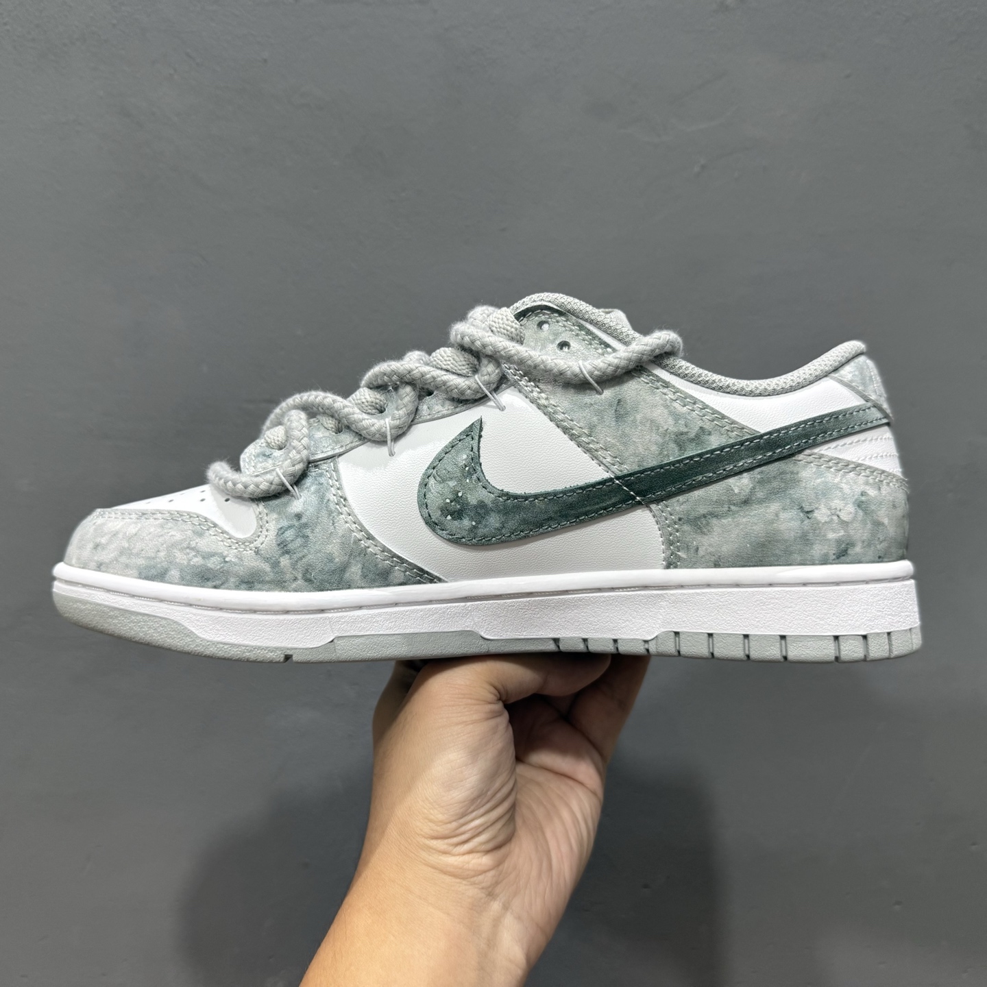 Nike Dunk Low 凝灰纪元 灰色 HF5441-105