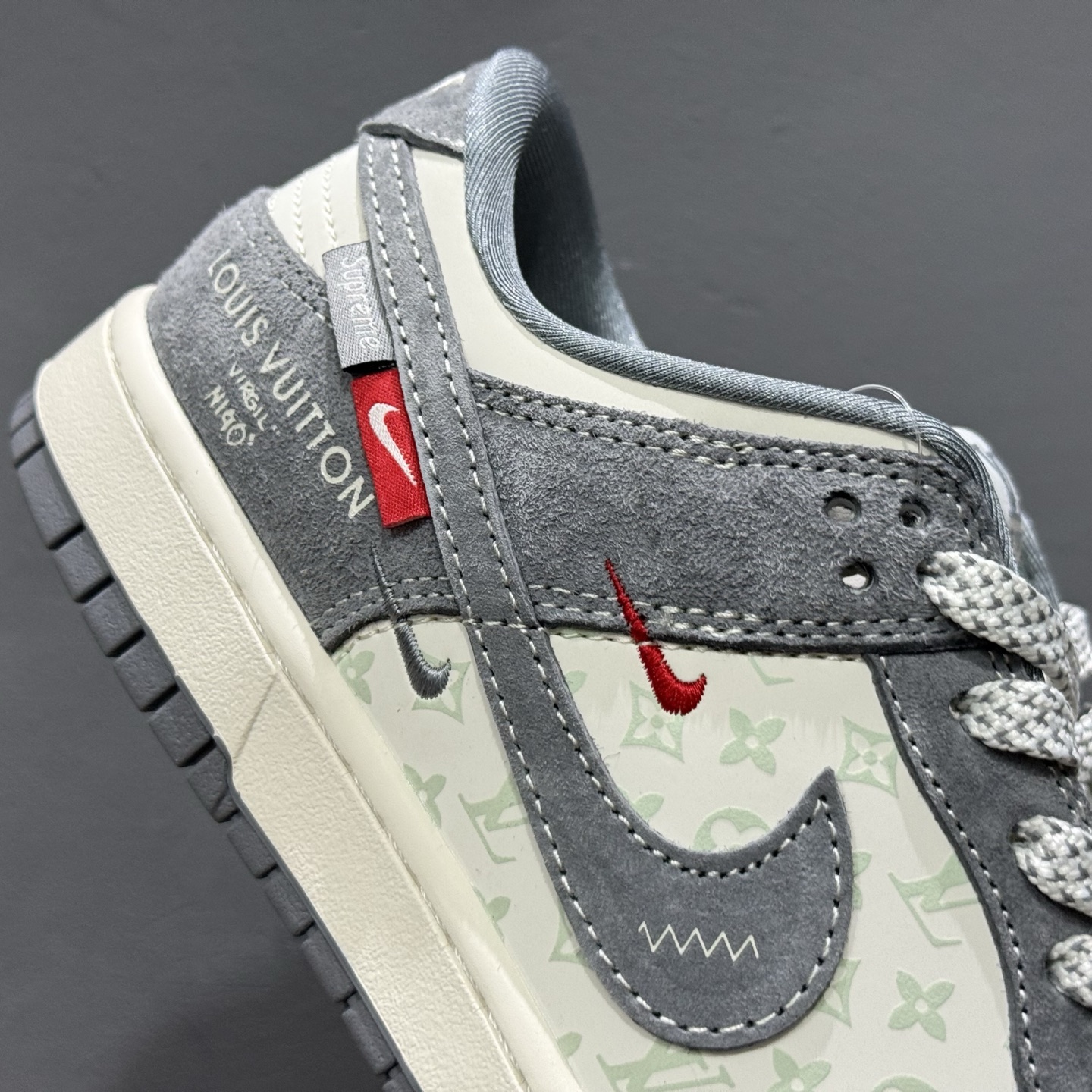 Nike SB Dunk Low“LV联名——灰猪八红标” 周年高端定制 低帮休闲板鞋 CX5050-Y13