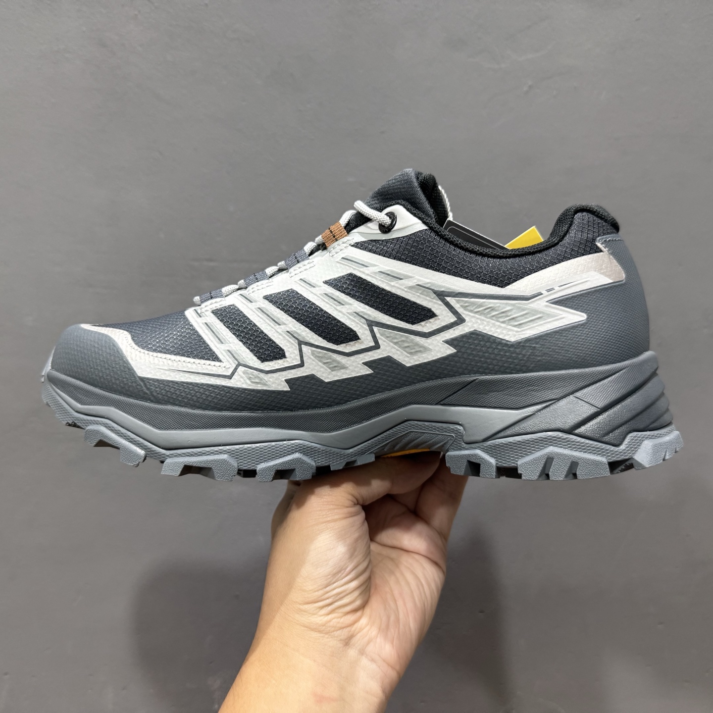 260 凯乐石KAILAS 界山GTX BOA 墨黑 户外低帮防水登山徒步鞋