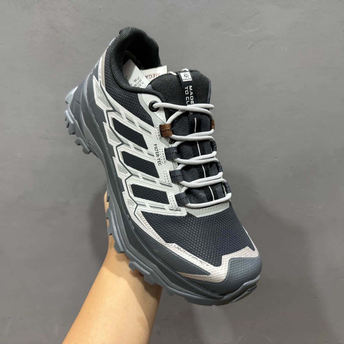 260 凯乐石KAILAS 界山GTX BOA 墨黑 户外低帮防水登山徒步鞋