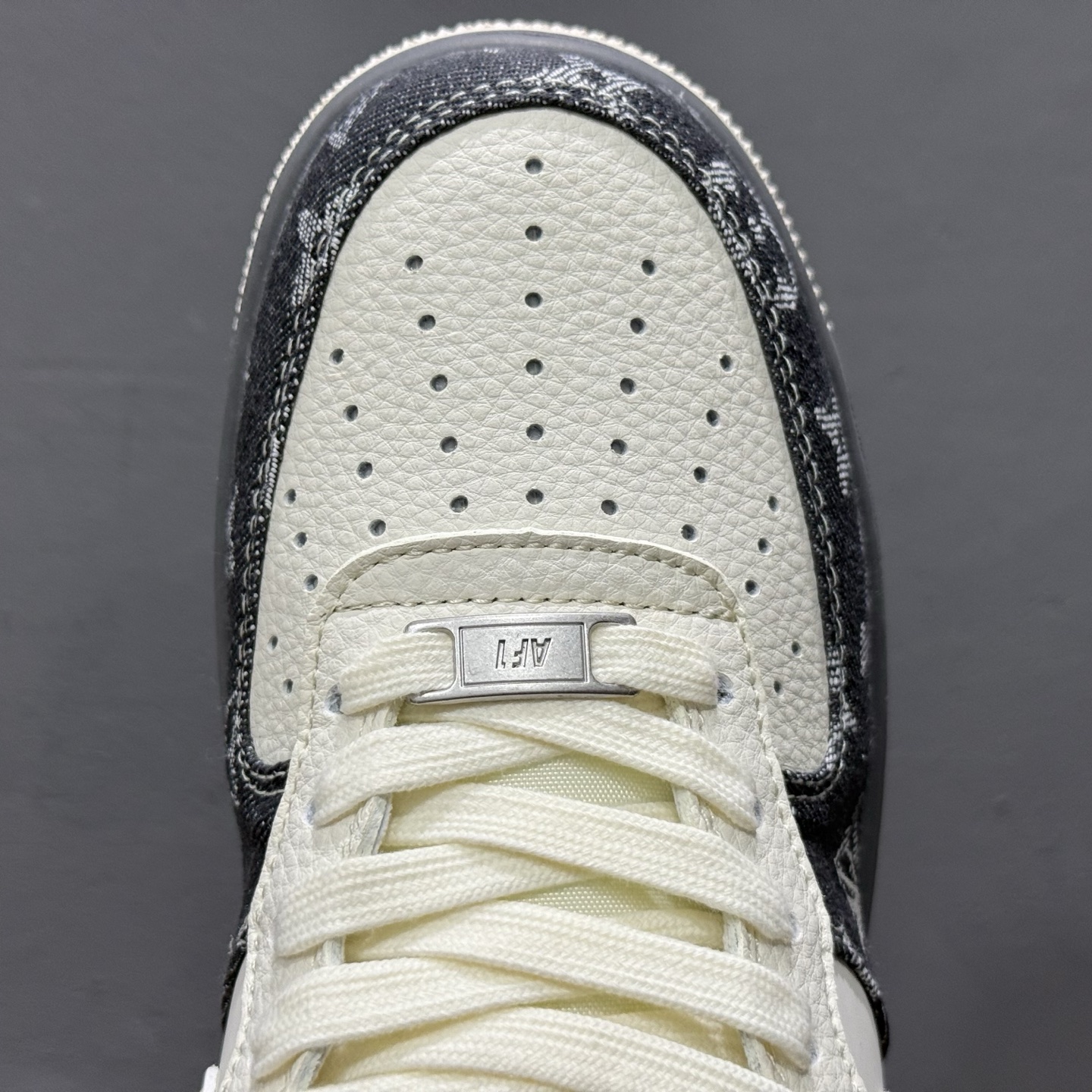 NIke Air Force 1 '07 Low “LV联名——米黑牛仔布”空军一号 低帮 运动鞋 SM6668-110-Top High Quatity Cheap Sneakers Fashion Clothing Clothes Bags handbags Shoes of all Brand wholesale With The best Quality And Beautiful Price from China Factory Chinese suppliers wholesaler seller NIke Air Force 1 '07 Low “LV联名——米黑牛仔布”空军一号 低帮 运动鞋 SM6668-110
