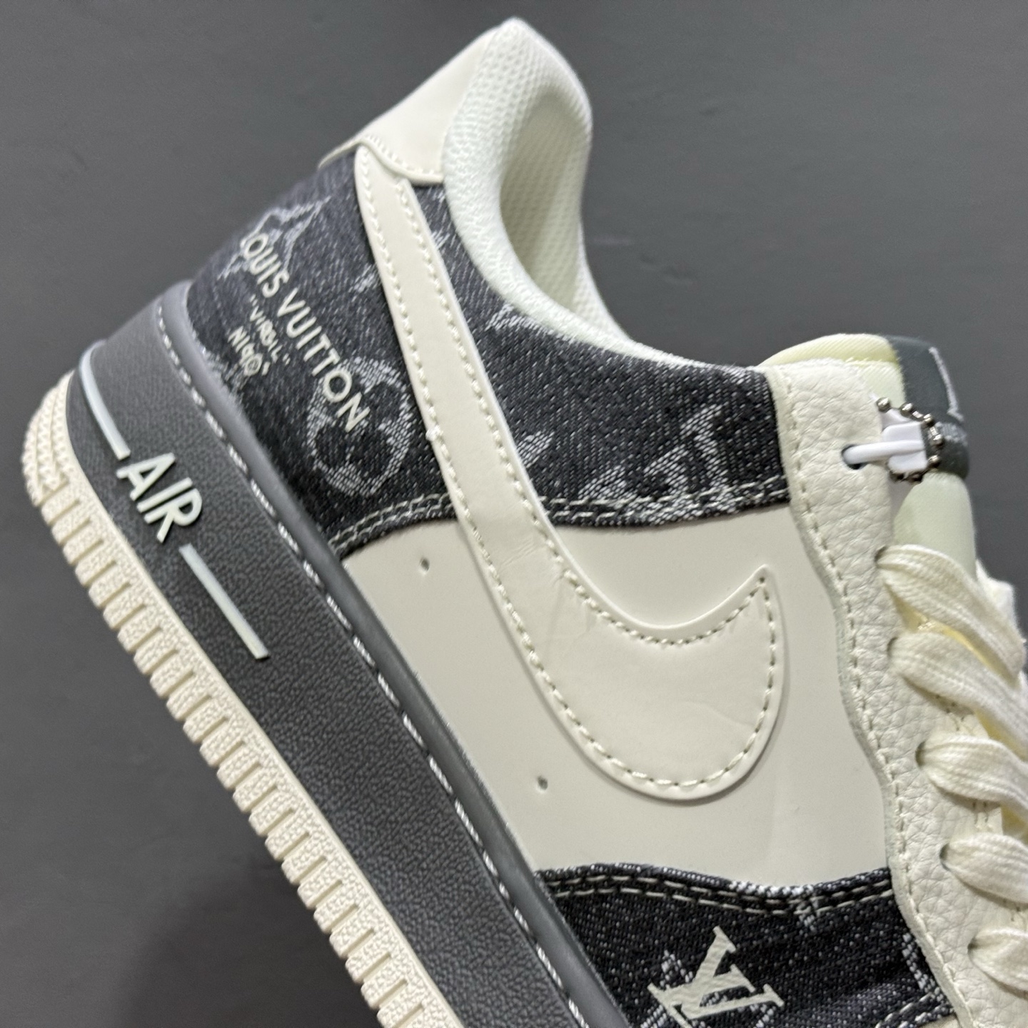NIke Air Force 1 '07 Low “LV联名——米黑牛仔布”空军一号 低帮 运动鞋 SM6668-110-Top High Quatity Cheap Sneakers Fashion Clothing Clothes Bags handbags Shoes of all Brand wholesale With The best Quality And Beautiful Price from China Factory Chinese suppliers wholesaler seller NIke Air Force 1 '07 Low “LV联名——米黑牛仔布”空军一号 低帮 运动鞋 SM6668-110