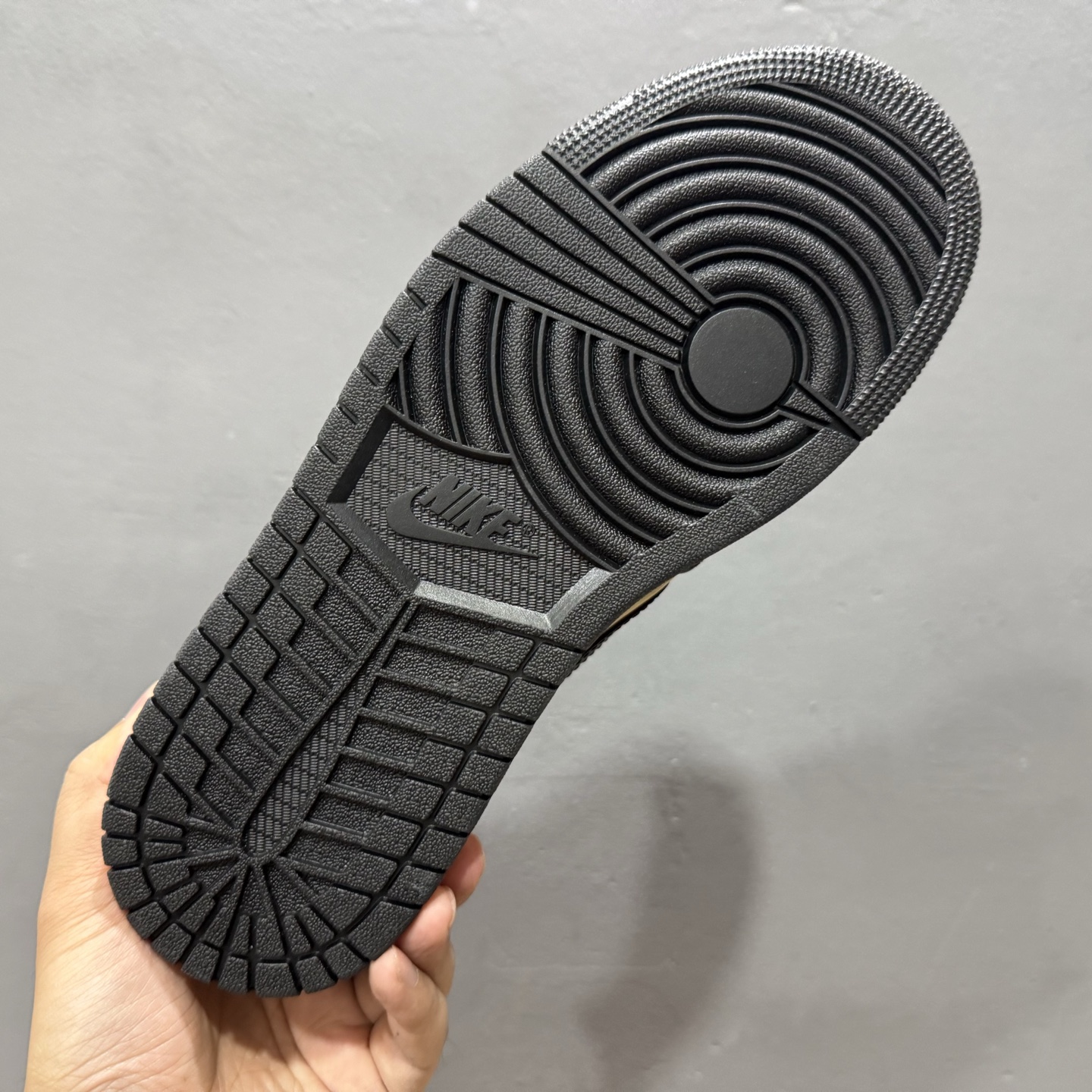 Travis Scott x Air Jordan 1 AJ1乔1低帮倒钩 DM7866-201