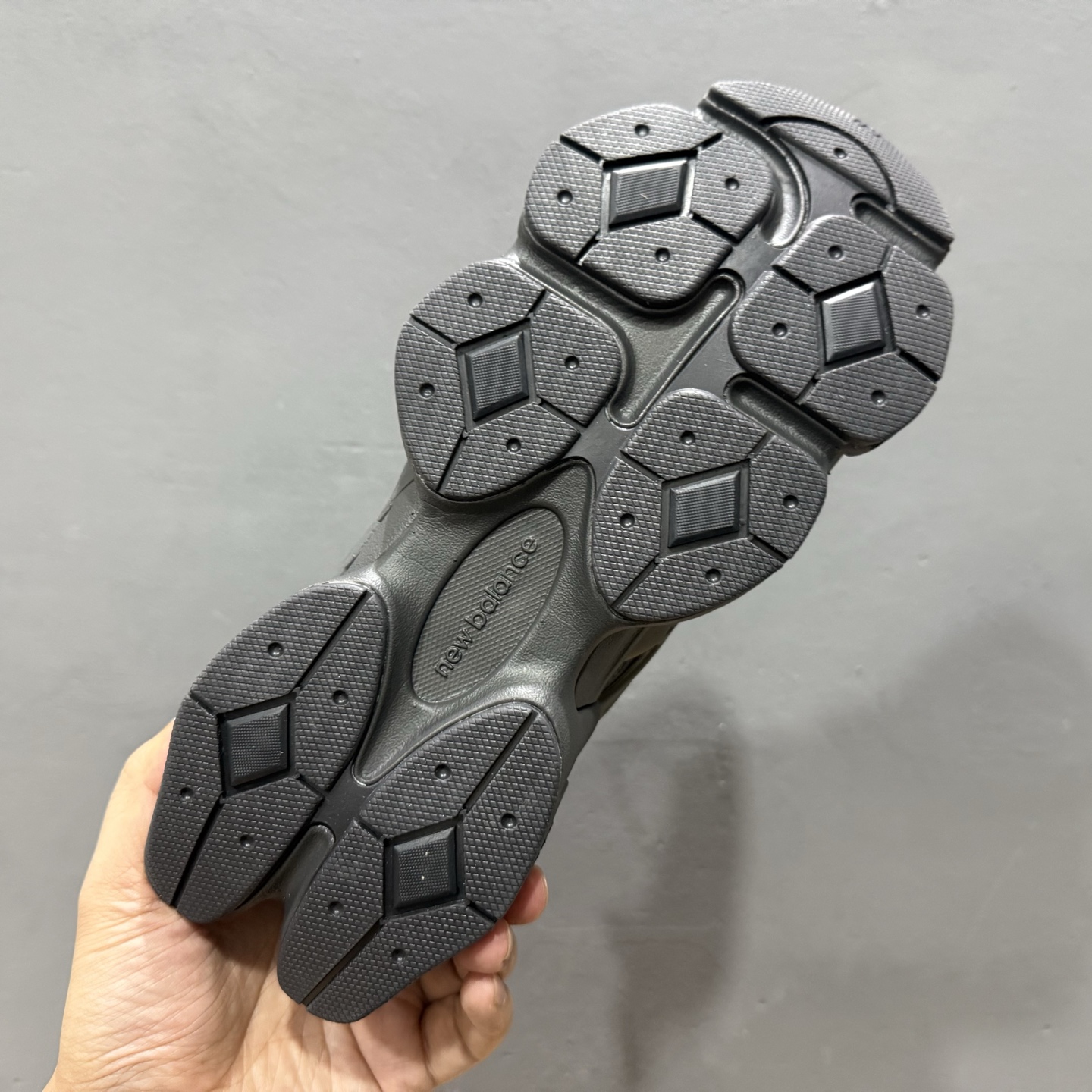 ￥240 New Balance NB9060 联名款 复古休闲运动慢跑鞋 U9060IAA