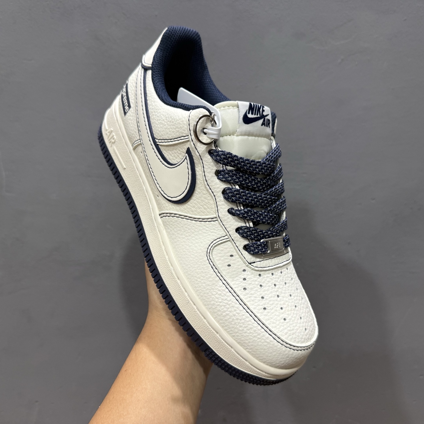 NIke Air Force 1 '07 Low “Supreme联名-米蓝兔八哥”空军一号 低帮 运动鞋 SM6668-113