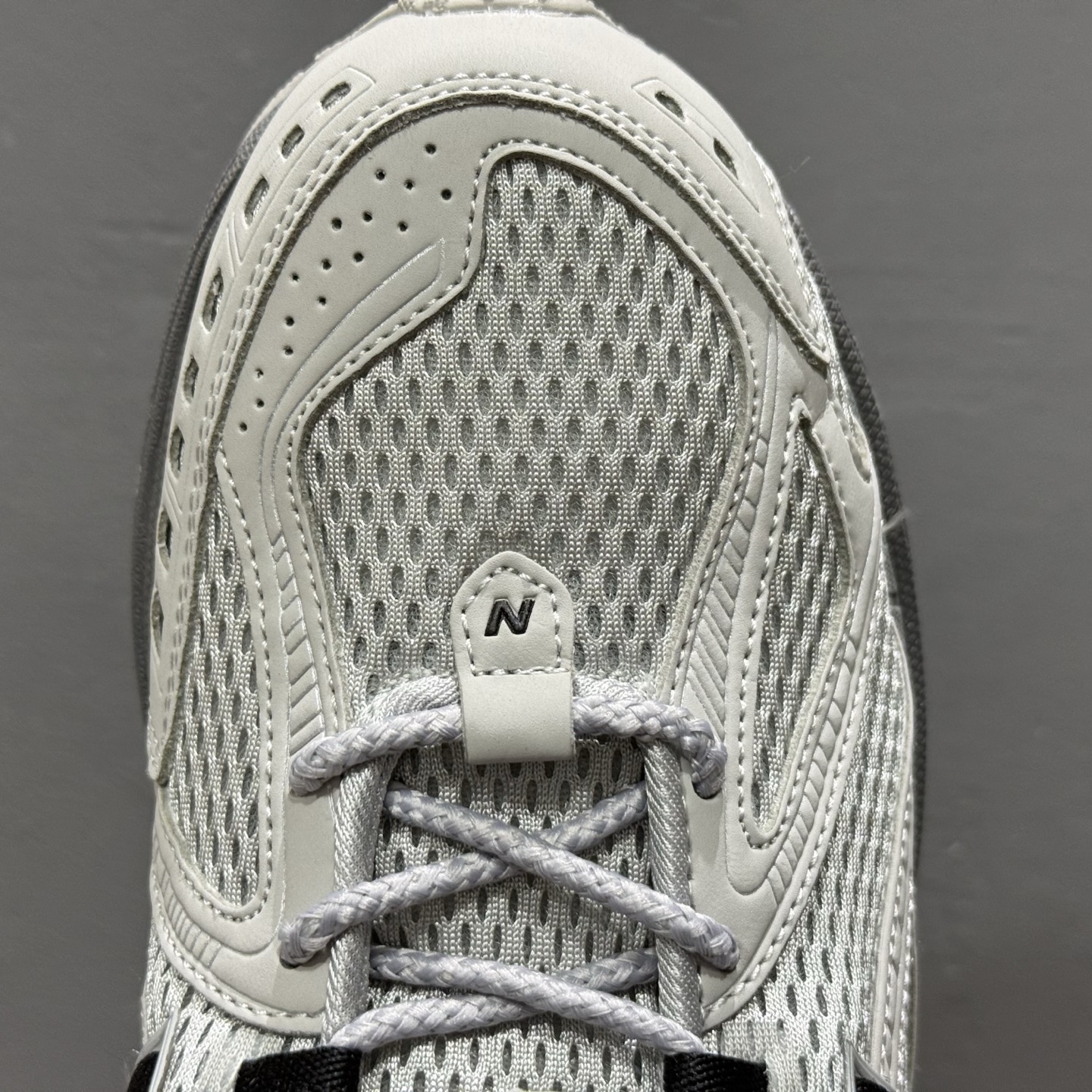 200 New Balance 1906系列复古老爹风休闲运动慢跑鞋 U1906ROA