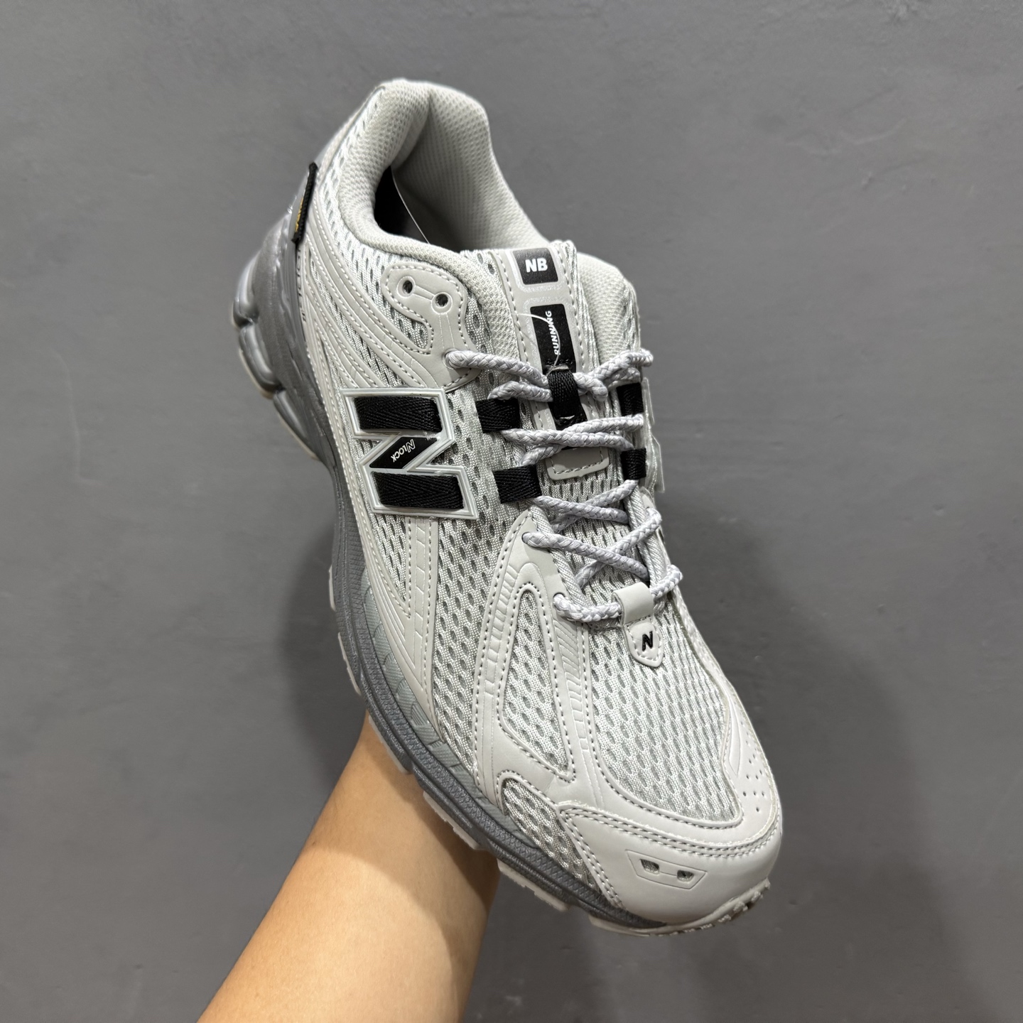 200 New Balance 1906系列复古老爹风休闲运动慢跑鞋 U1906ROA