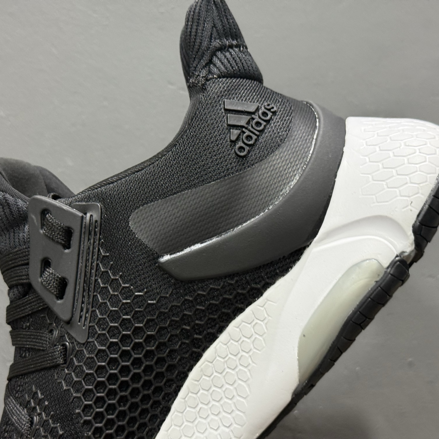 180 Adidas ALPHABOUNCE INSTINCT M 阿迪达斯 阿尔法跑鞋 EE4161-Chinese UA Cheap High Quatity Brand Clothes Bags handbags Sneakers wholesale wholesaler seller from China Factory suppliers Fashion Clothing Shoes best Quality Beautiful Price 180 Adidas ALPHABOUNCE INSTINCT M 阿迪达斯 阿尔法跑鞋 EE4161