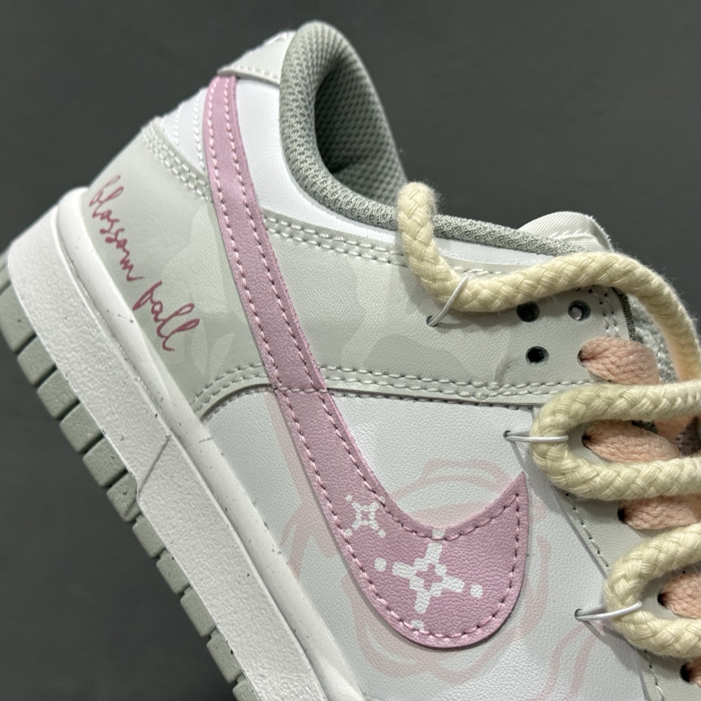 Nike Dunk Low 落花 粉色 DD1503-103