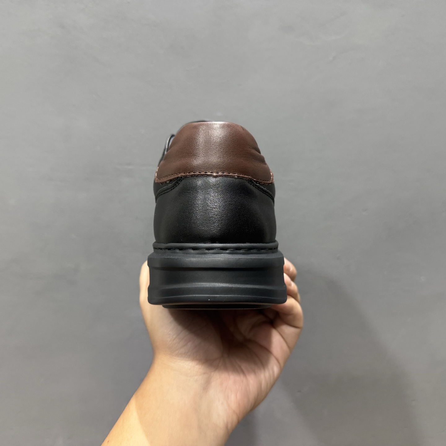 300 ECCO爱步休闲鞋子男鞋 透气防水百搭休闲板鞋 柔酷7号系列经典小白鞋