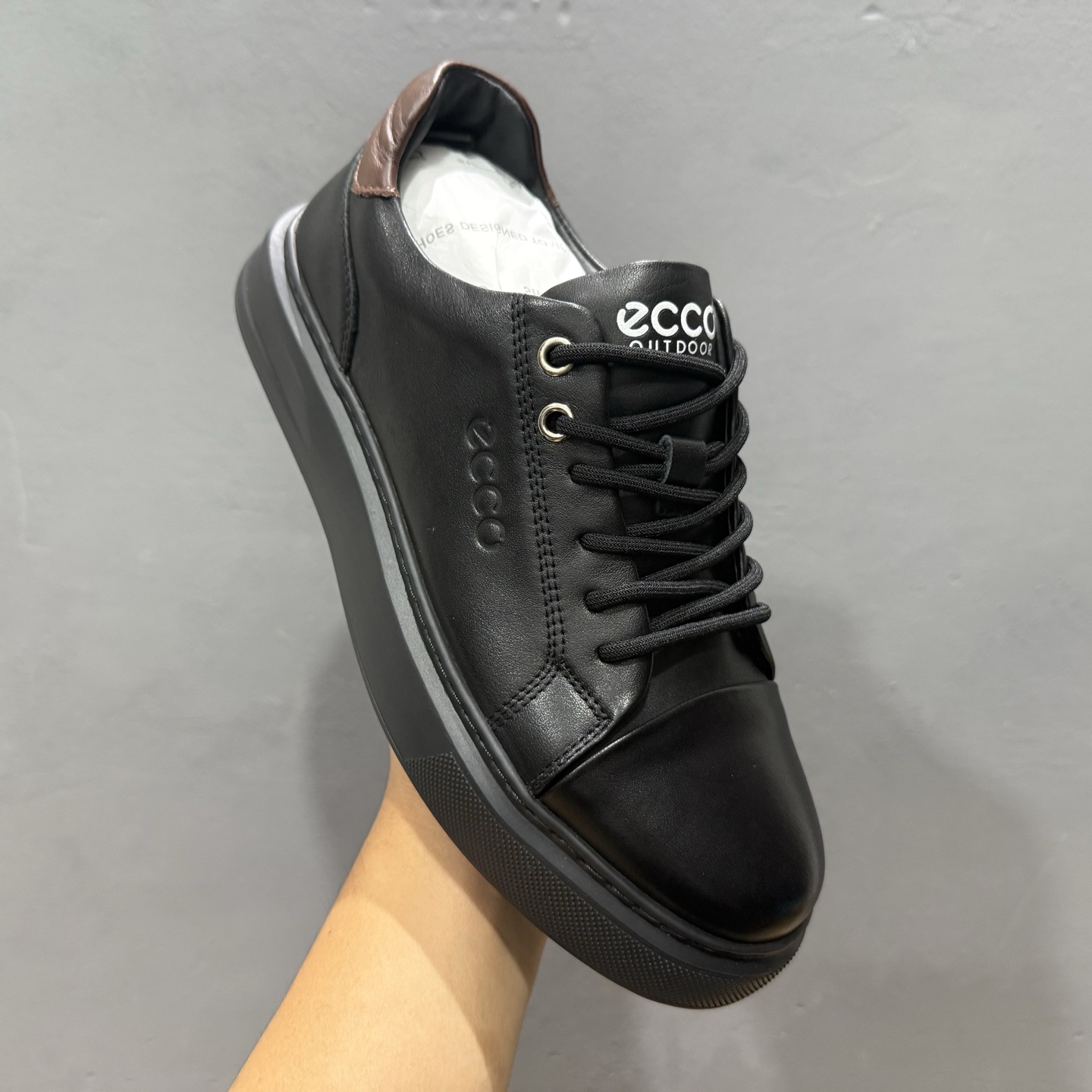 300 ECCO爱步休闲鞋子男鞋 透气防水百搭休闲板鞋 柔酷7号系列经典小白鞋