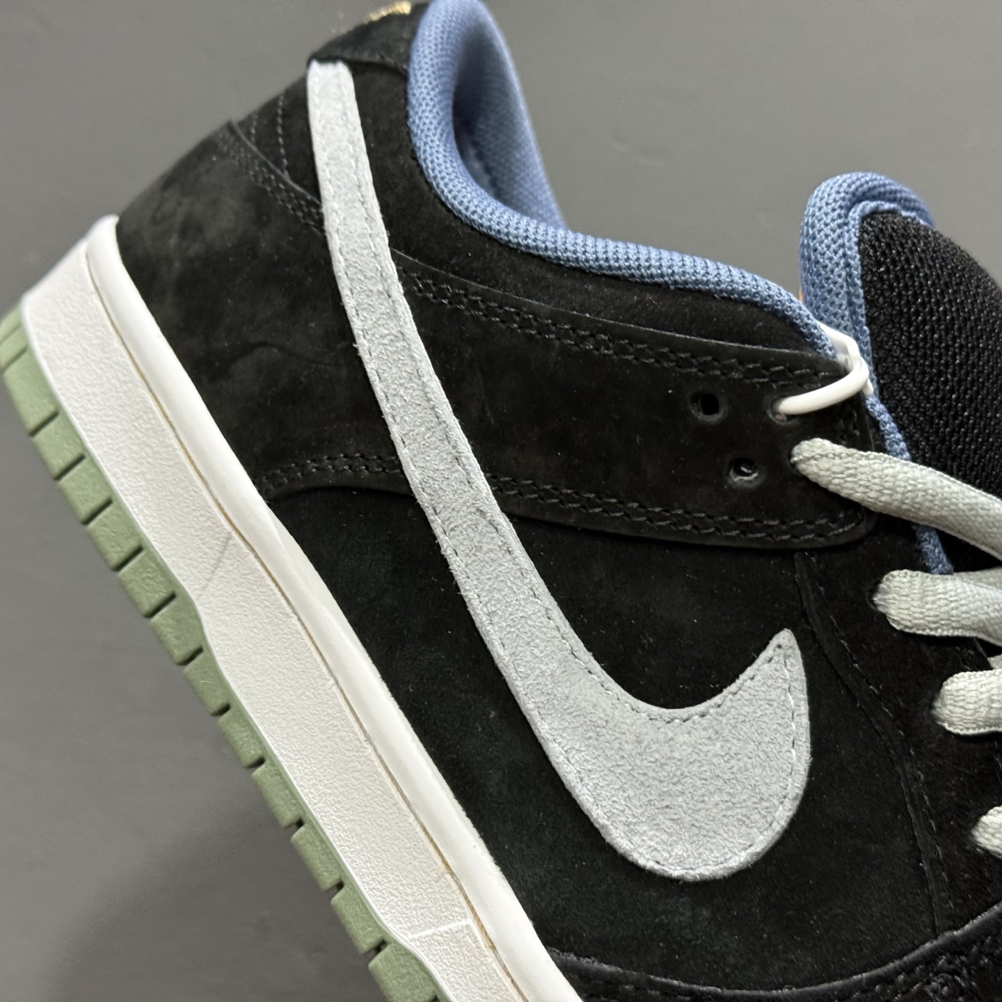 Nike Dunk SB ”Dust Noir” 星际探索 灰色 HF3063-002-Top High Quatity Cheap Sneakers Fashion Clothing Clothes Bags handbags Shoes of all Brand wholesale With The best Quality And Beautiful Price from China Factory Chinese suppliers wholesaler seller Nike Dunk SB ”Dust Noir” 星际探索 灰色 HF3063-002