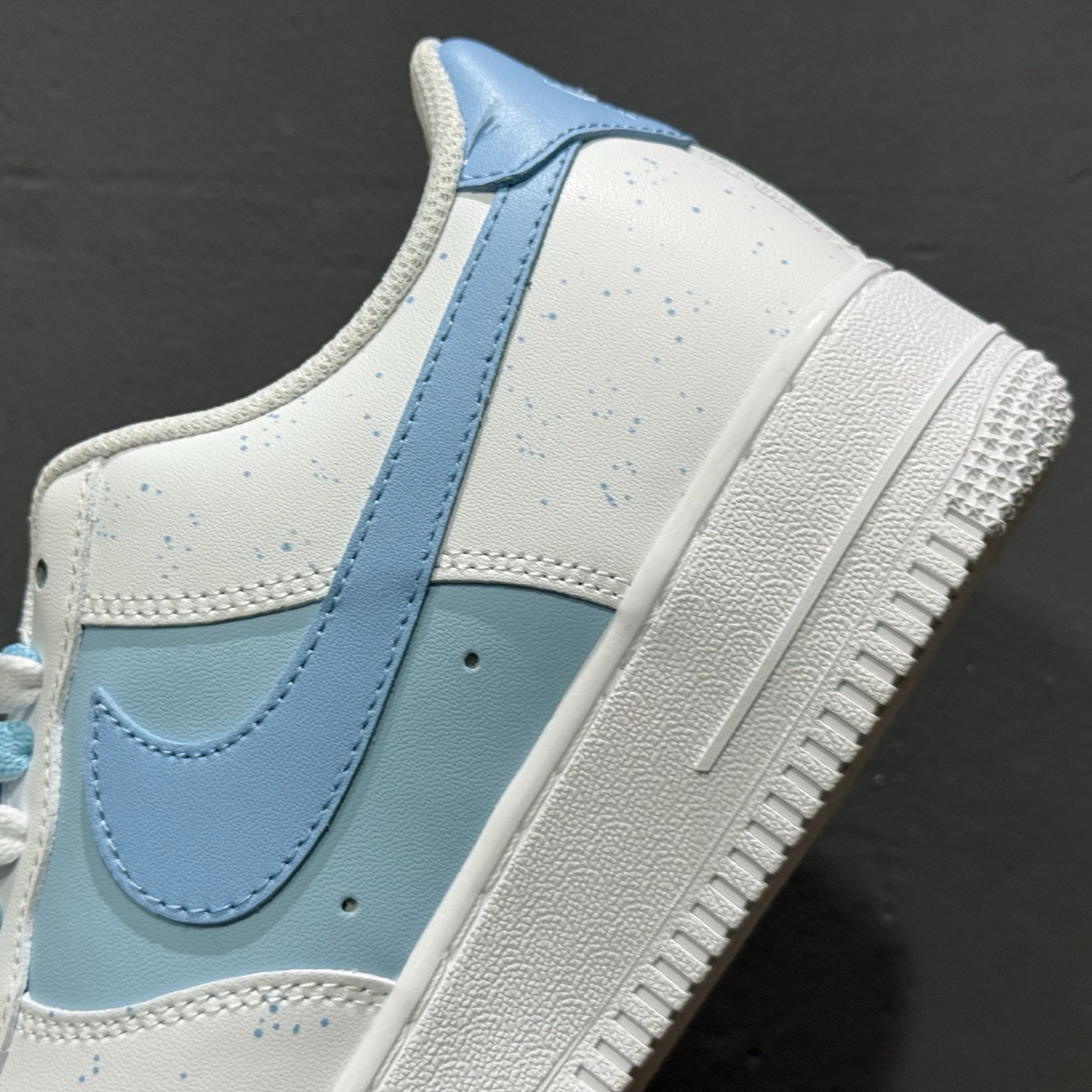 爆款定制 二次元主题 Nike Air Force 1 Low’07 夏末 空军一号低帮休闲板鞋 ZH0316-117
