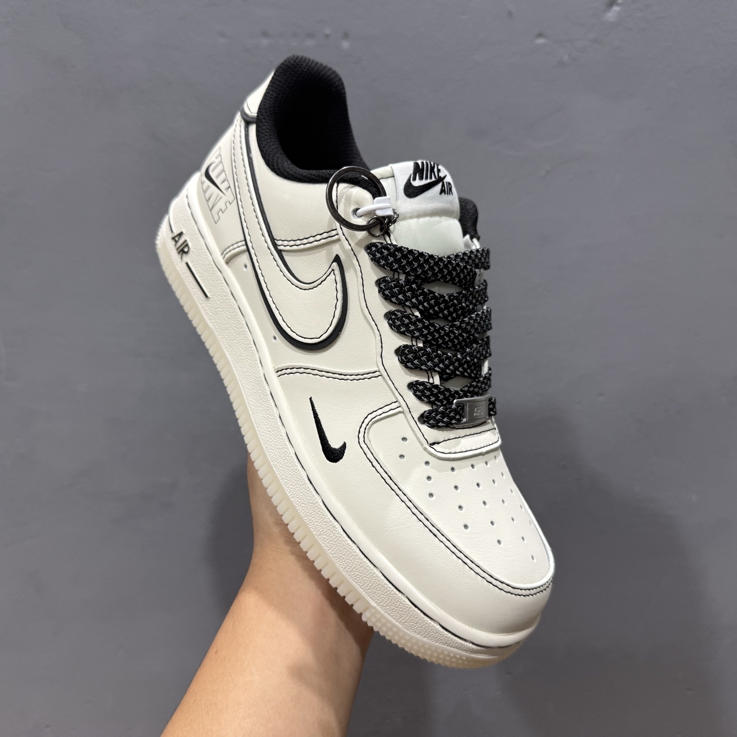 NIke Air Force 1 '07 Low 米黑兔八哥水晶底 SM6668-115