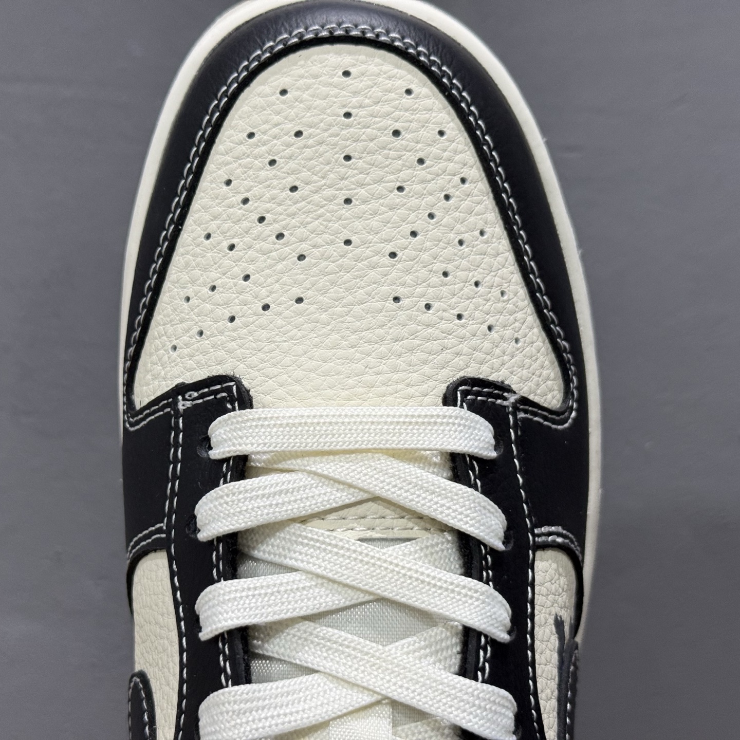 280 Balenciaga x Nike Dunk Low 米白黑红印花 DS6608-016