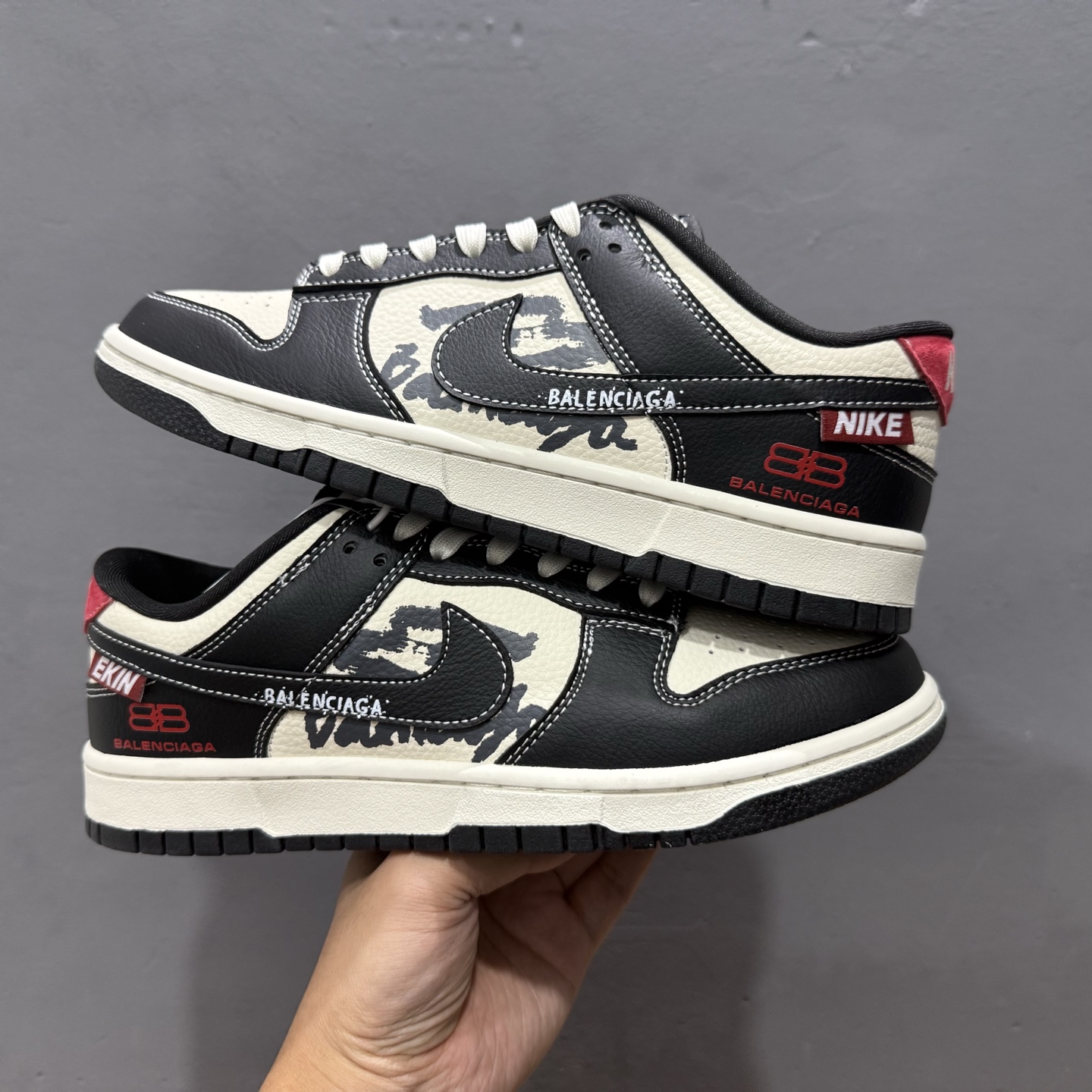 280 Balenciaga x Nike Dunk Low 米白黑红印花 DS6608-016