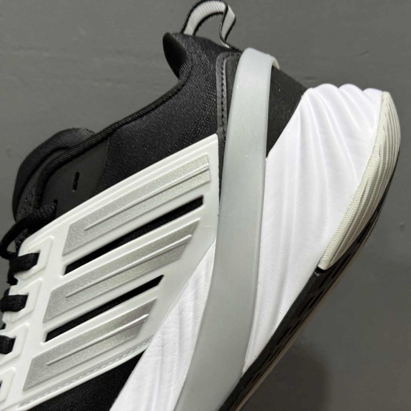 220 Adidas Adipure Glide系列 阿迪达斯 织物 耐磨透气 低帮 公路跑步鞋 JR4862