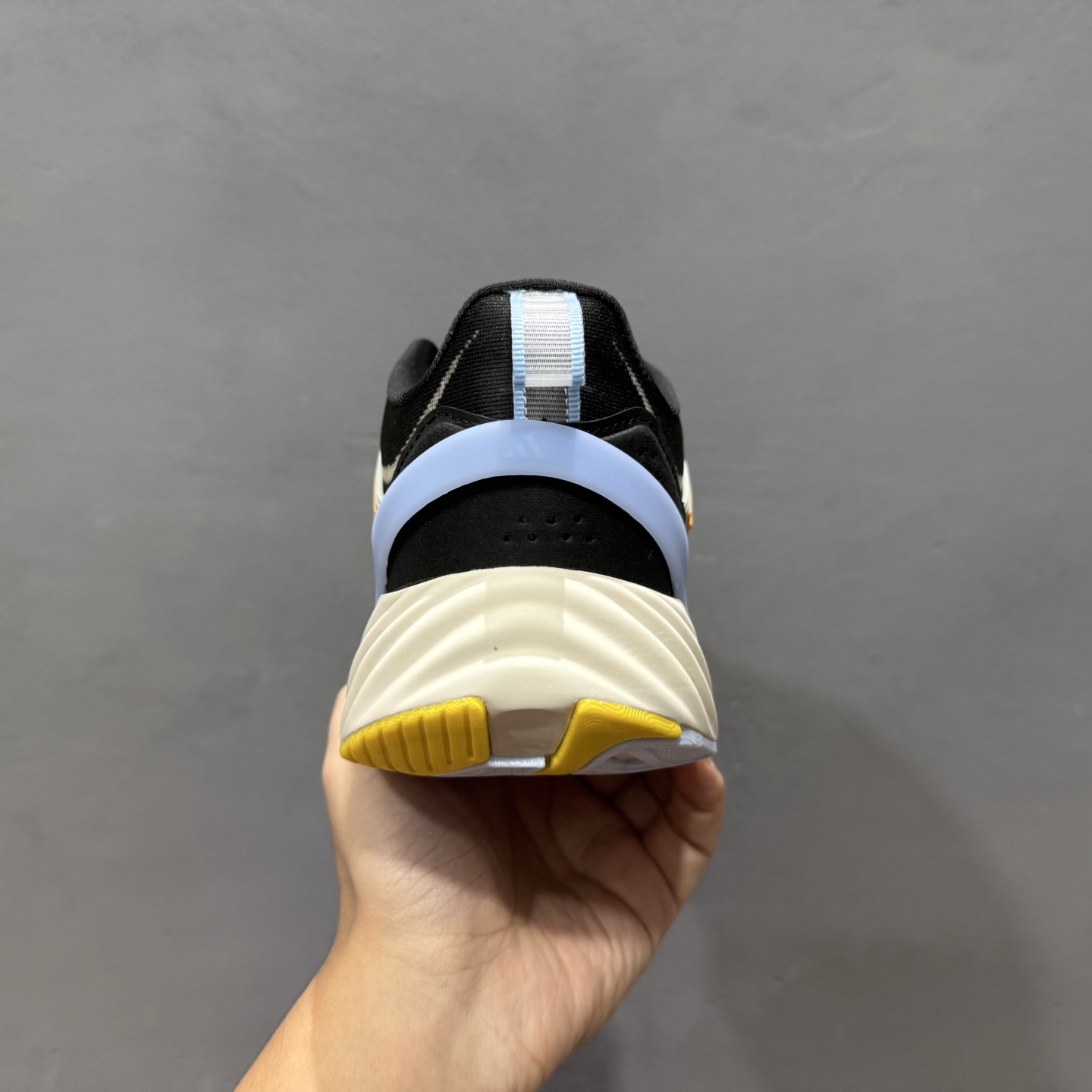 220 Adidas Adipure Glide系列 阿迪达斯 织物 耐磨透气 低帮 公路跑步鞋 JQ9450