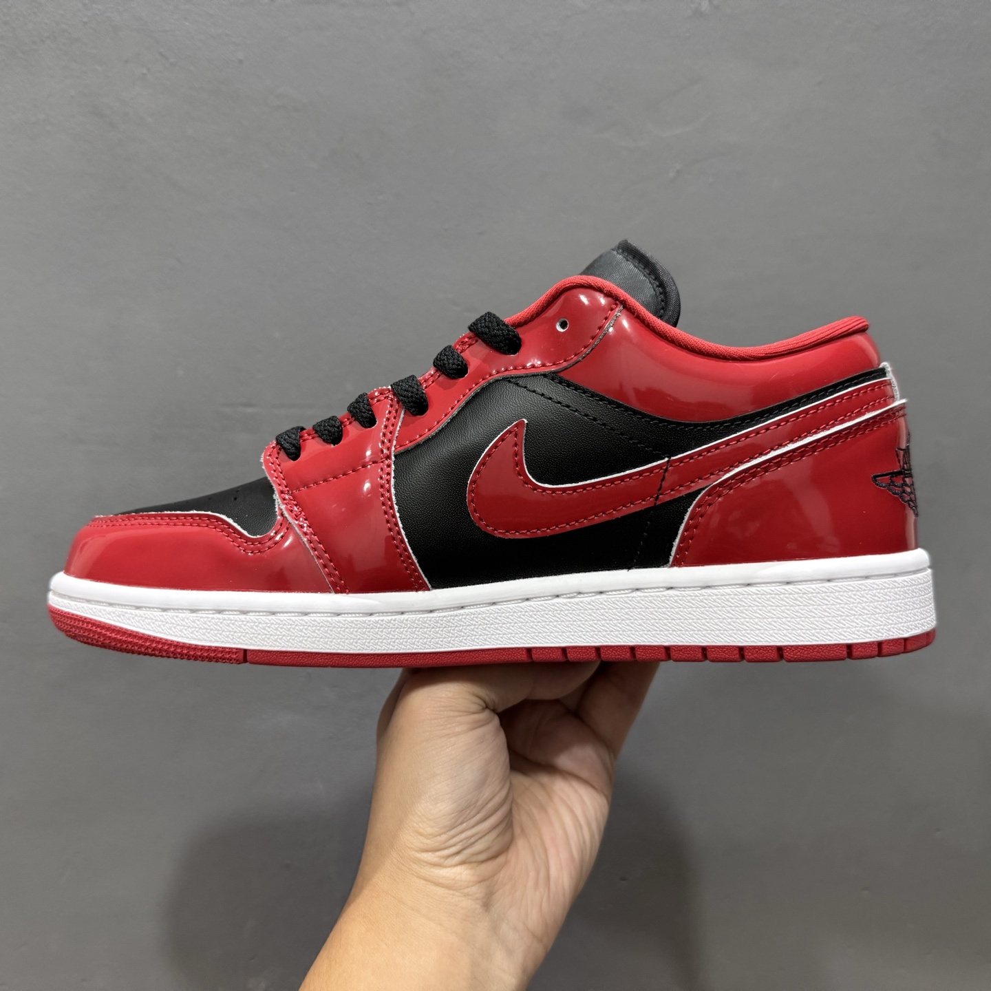 0 Air Jordan 1 Low AJ1 乔1漆皮黑红 低帮文化休闲板鞋 HV4089-006