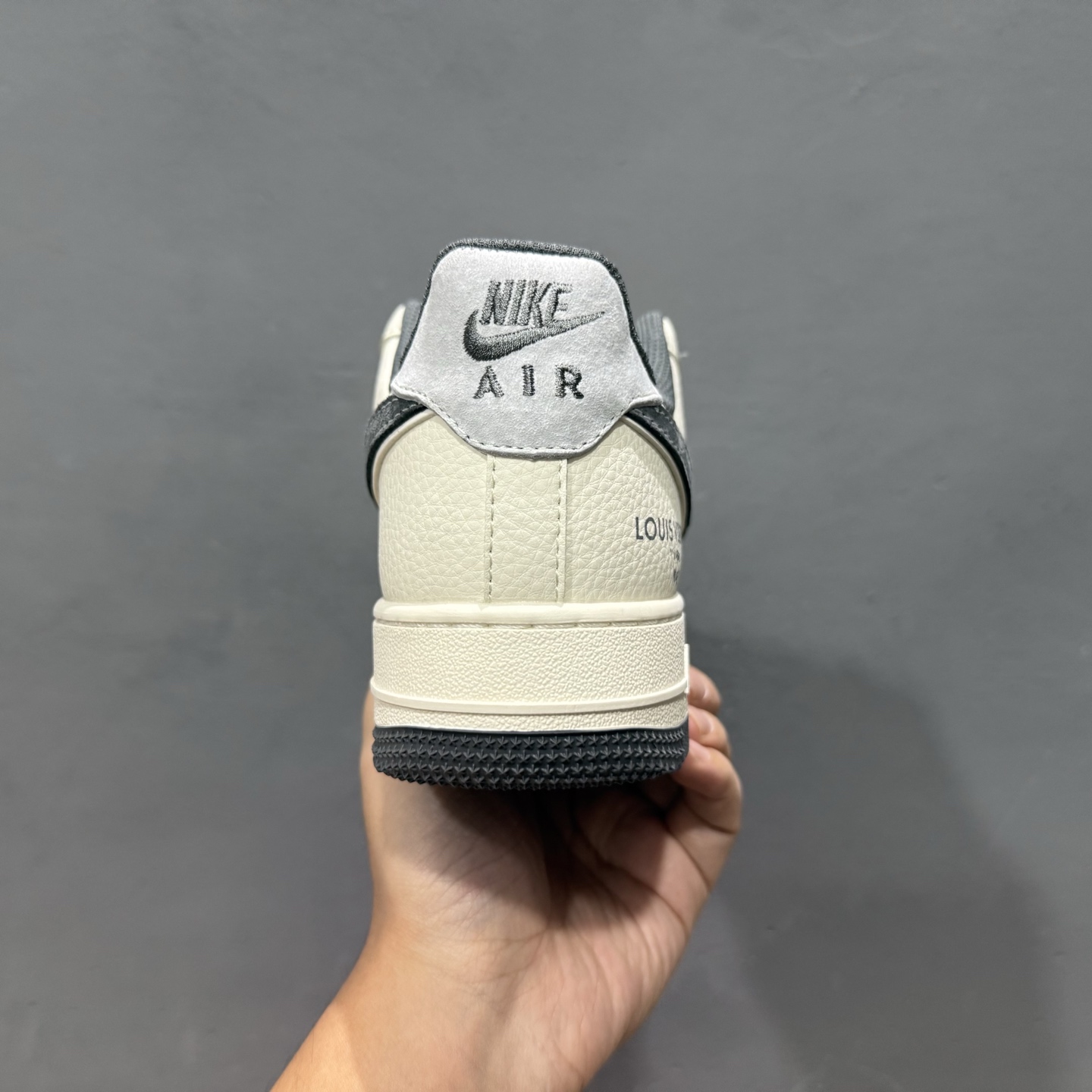 Nike Air Force 1'07 Low LV联名 印花米灰勾 空军一号低帮休闲板鞋 MZ9588-811