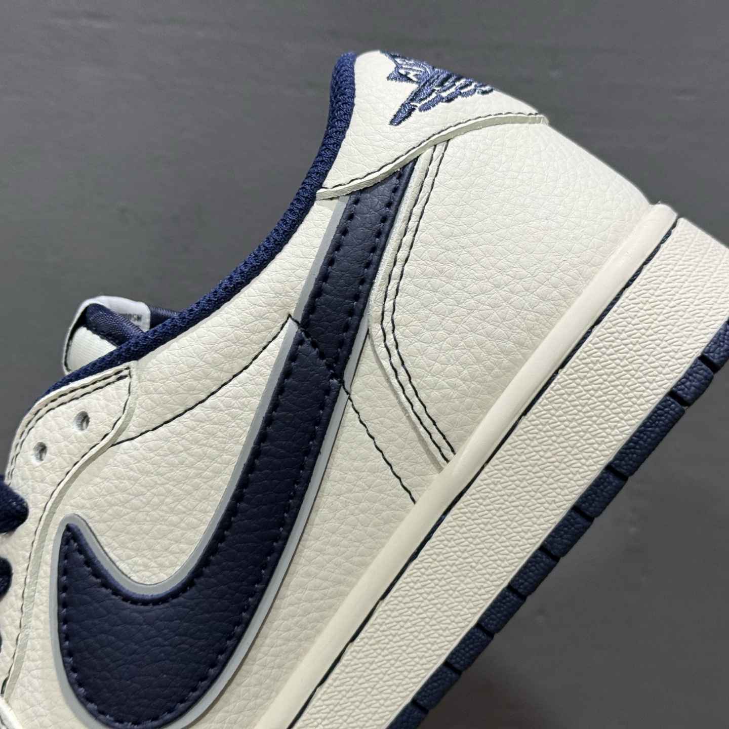 XC/Nike AIR JORDAN 1 LOW SP乔1倒钩联名款 低帮文化休闲板鞋 XX3168-217 XC/Nike AIR JORDAN 1 LOW SP乔1倒钩联名款 低帮文化休闲板鞋 XX3168-217