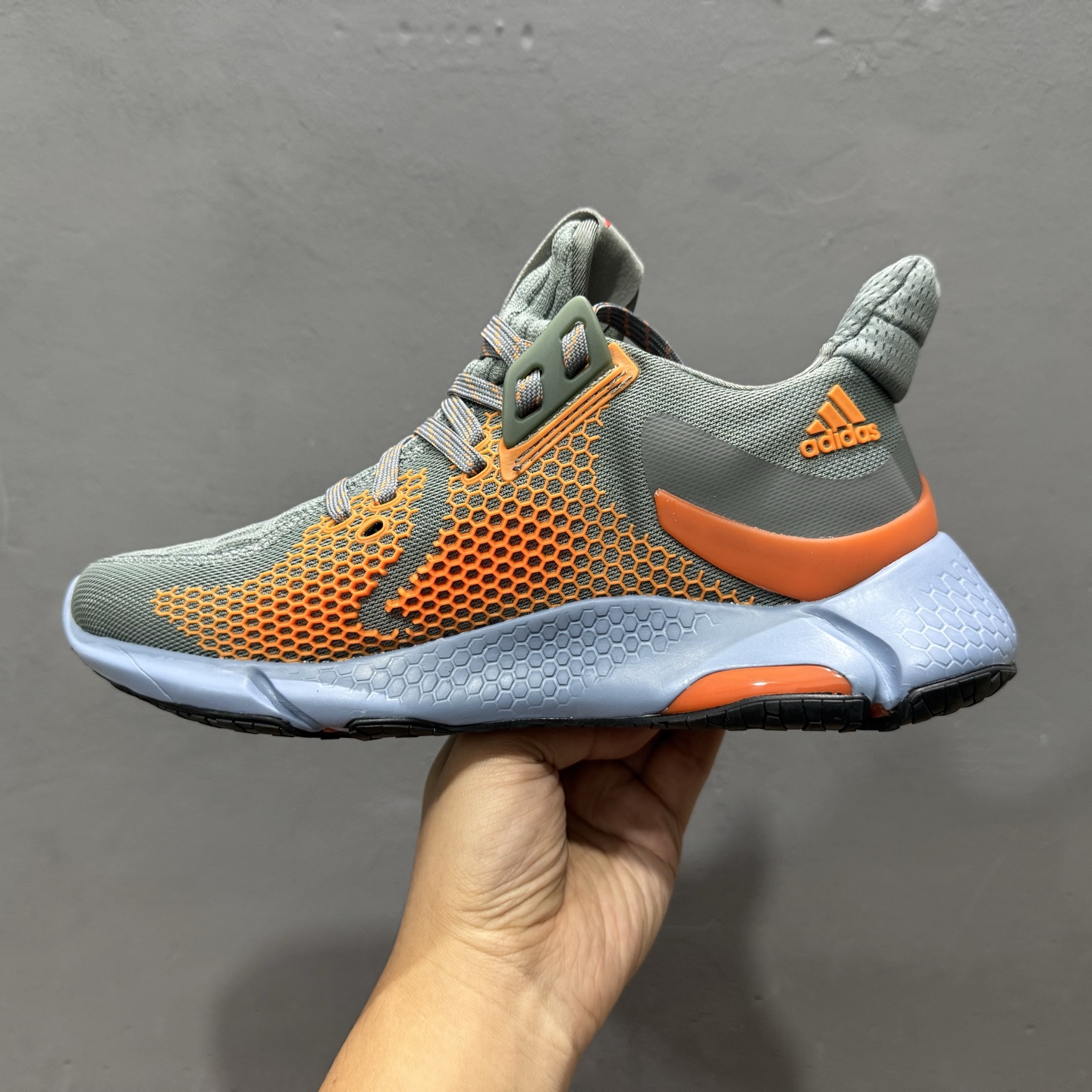 180 Adidas alphabounce beyond m 阿迪达斯 阿尔法跑鞋 CG5583