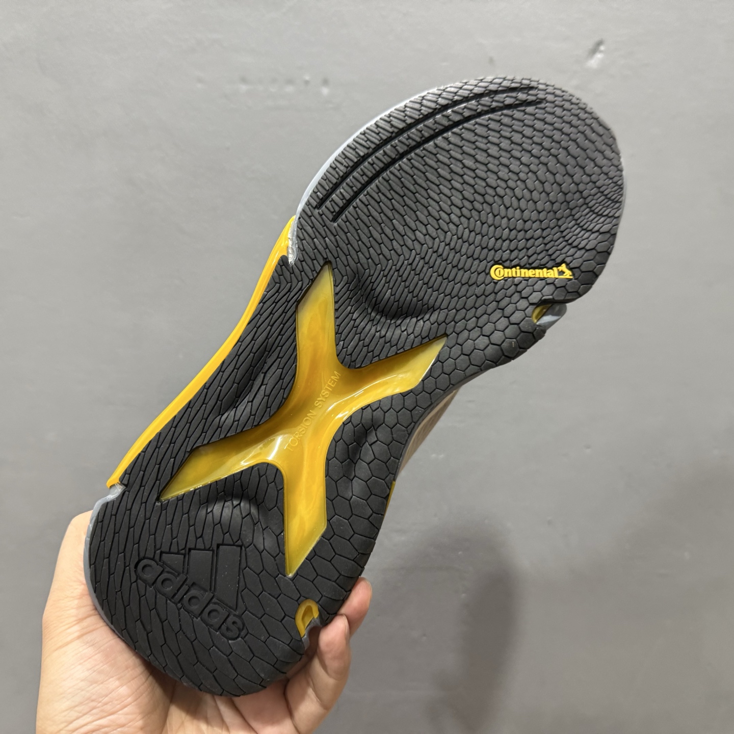 180 Adidas alphabounce beyond m 阿迪达斯 阿尔法跑鞋 CG5588-Chinese UA Cheap High Quatity Brand Clothes Bags handbags Sneakers wholesale wholesaler seller from China Factory suppliers Fashion Clothing Shoes best Quality Beautiful Price 180 Adidas alphabounce beyond m 阿迪达斯 阿尔法跑鞋 CG5588