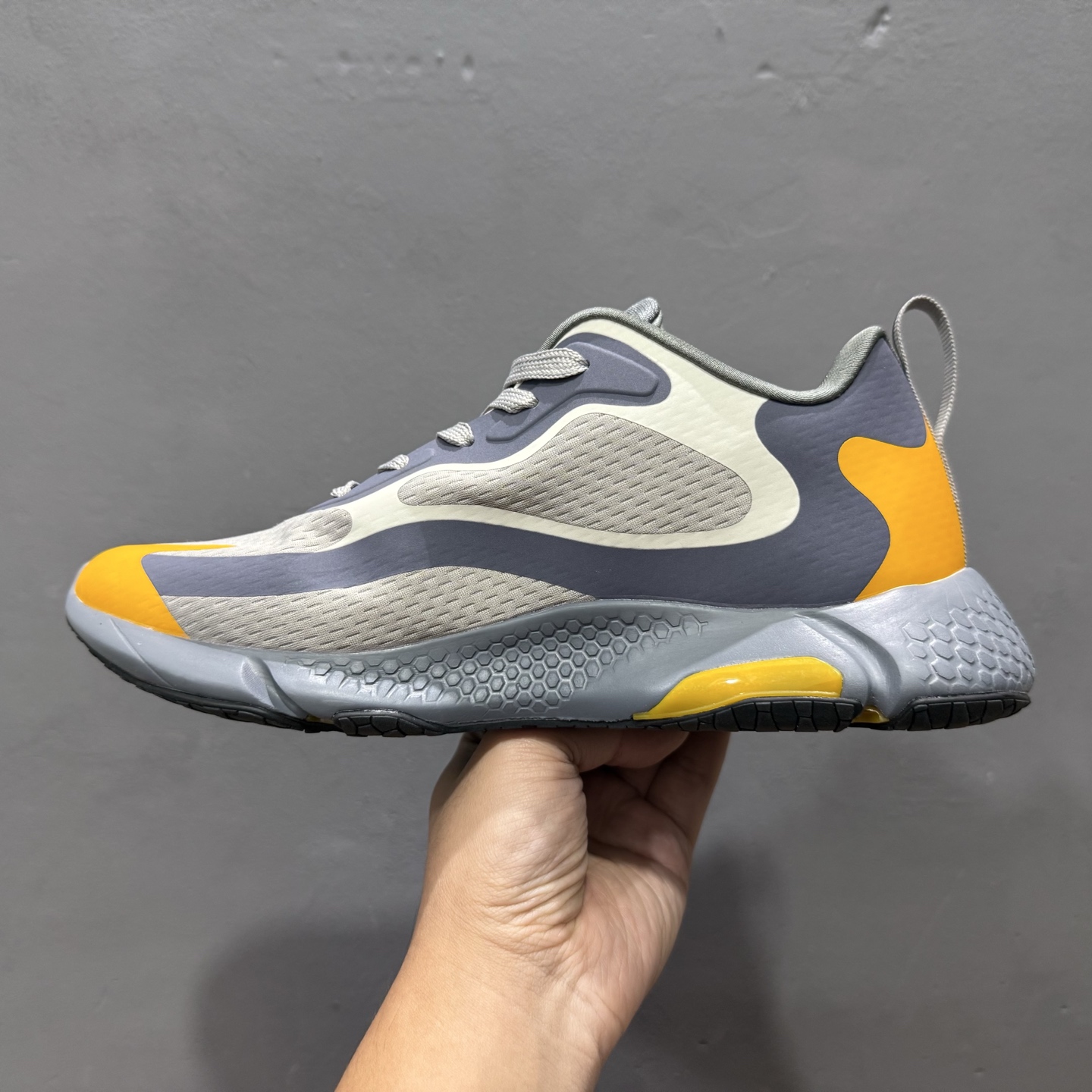 180 Adidas alphabounce beyond m 阿迪达斯 阿尔法跑鞋 CG5588-Chinese UA Cheap High Quatity Brand Clothes Bags handbags Sneakers wholesale wholesaler seller from China Factory suppliers Fashion Clothing Shoes best Quality Beautiful Price 180 Adidas alphabounce beyond m 阿迪达斯 阿尔法跑鞋 CG5588