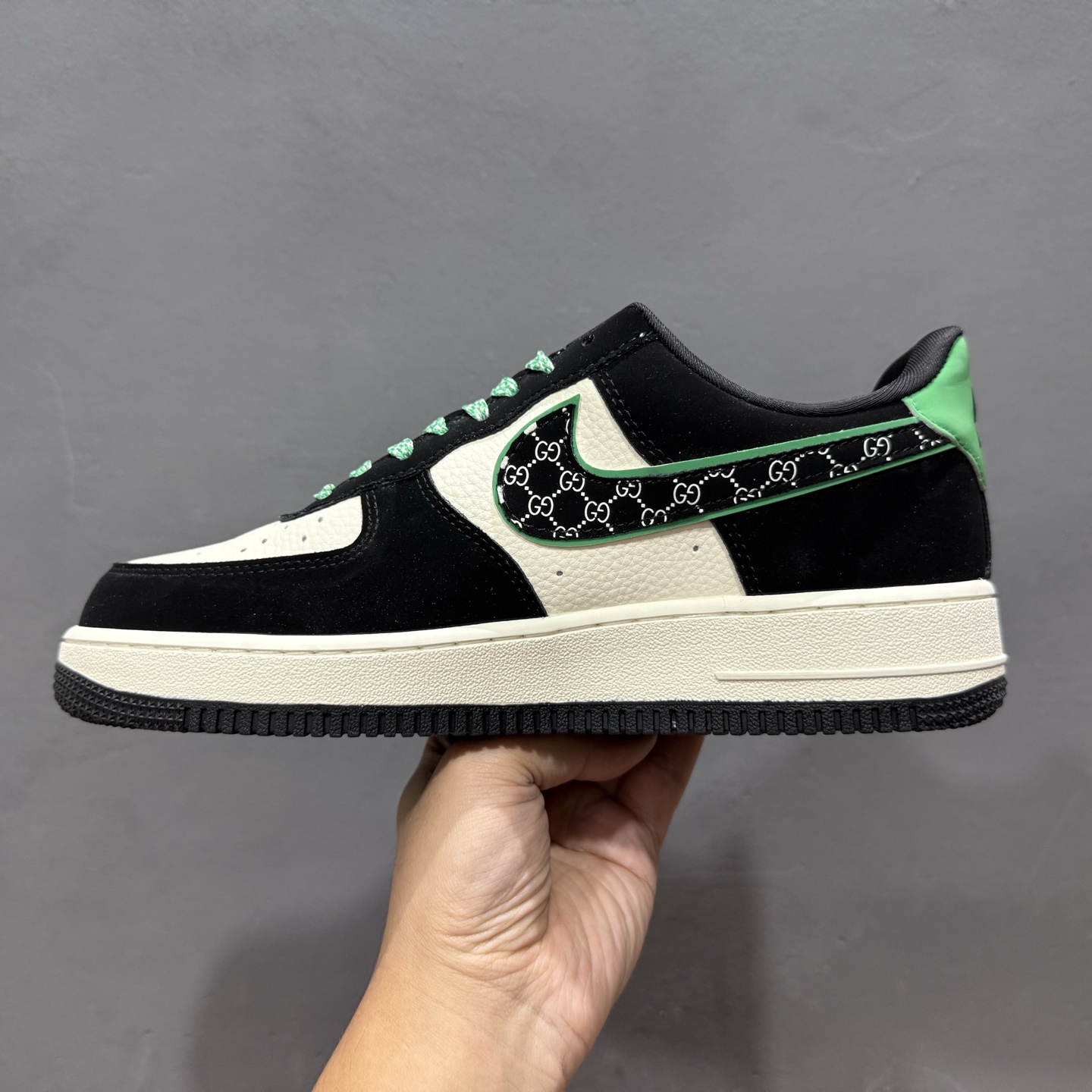 Nike Air Force 1 '07 Low “古驰联名——花纹米黑绿”空军一号 高端定制 低帮 运动鞋 休闲鞋 KJ1688-024