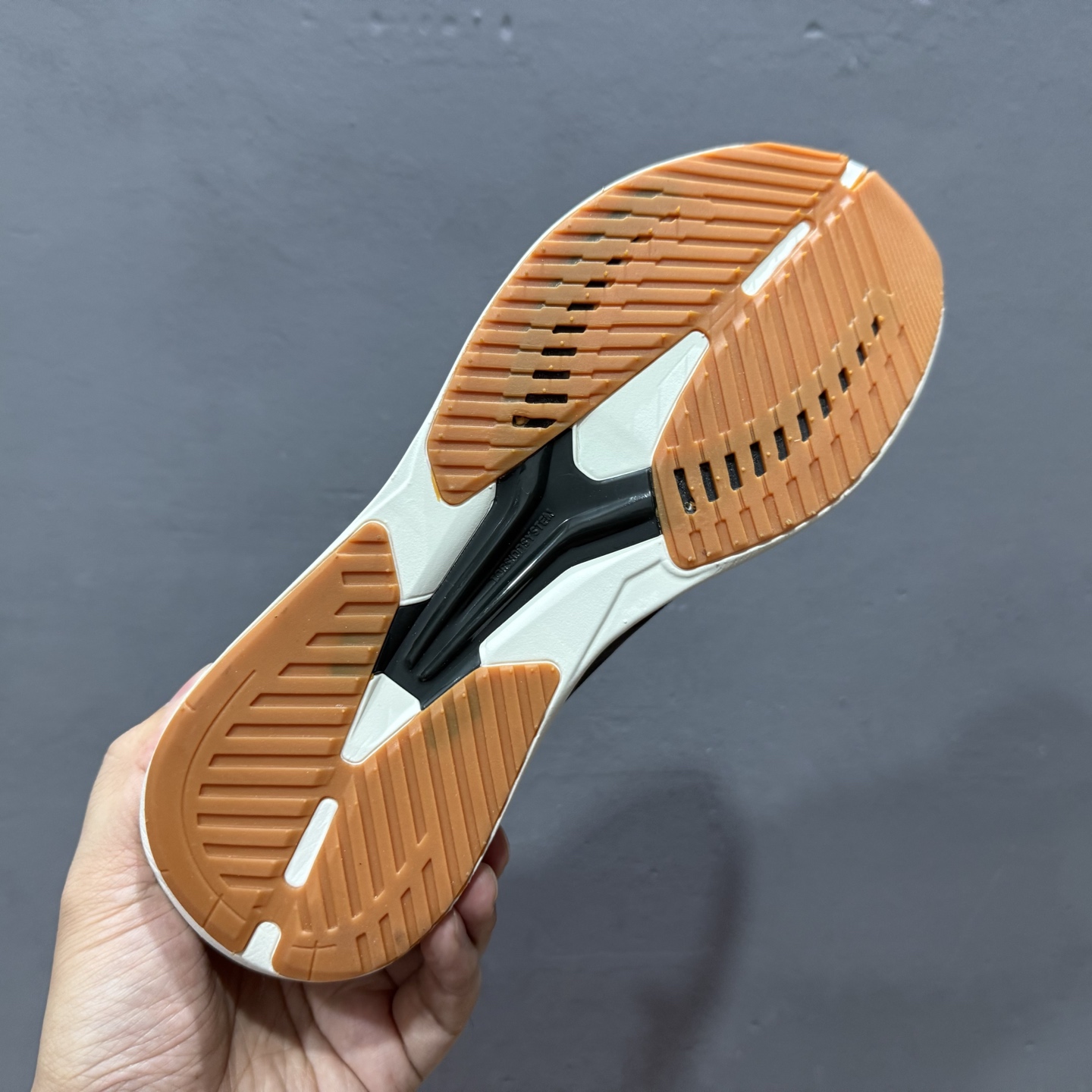 160 Adidas Adizero RC 4 M 休闲慢跑鞋 GX6689-132