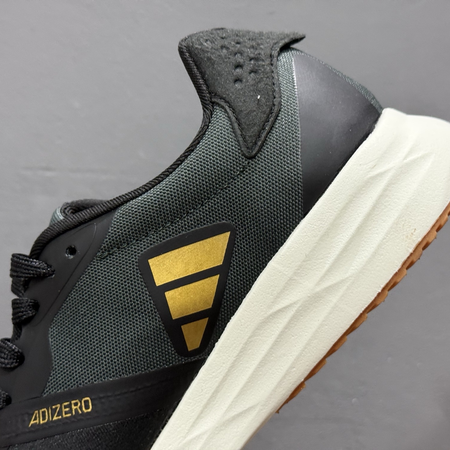 160 Adidas Adizero RC 4 M 休闲慢跑鞋 GX6689-132