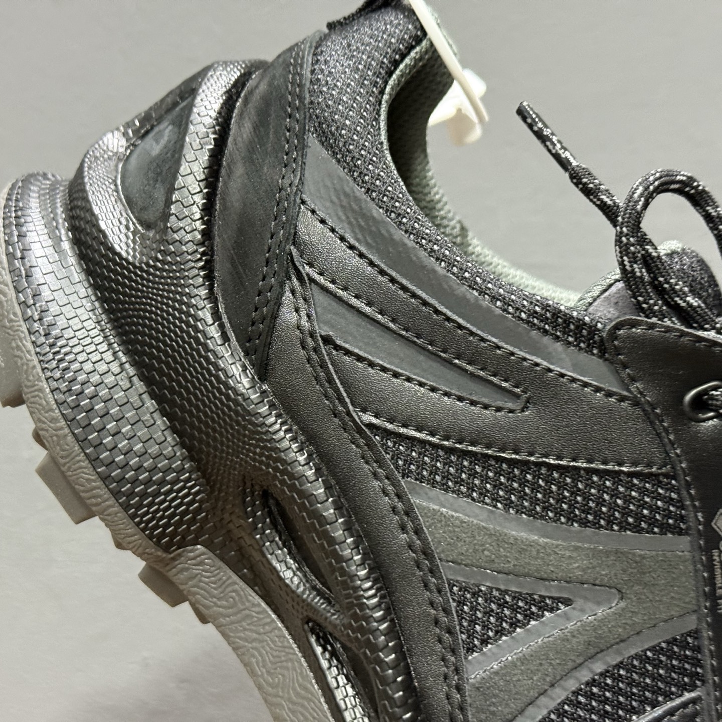 280 ECCO爱步防水运动鞋男 皮面休闲鞋户外男鞋 健步BIOMC踪迹3代系列