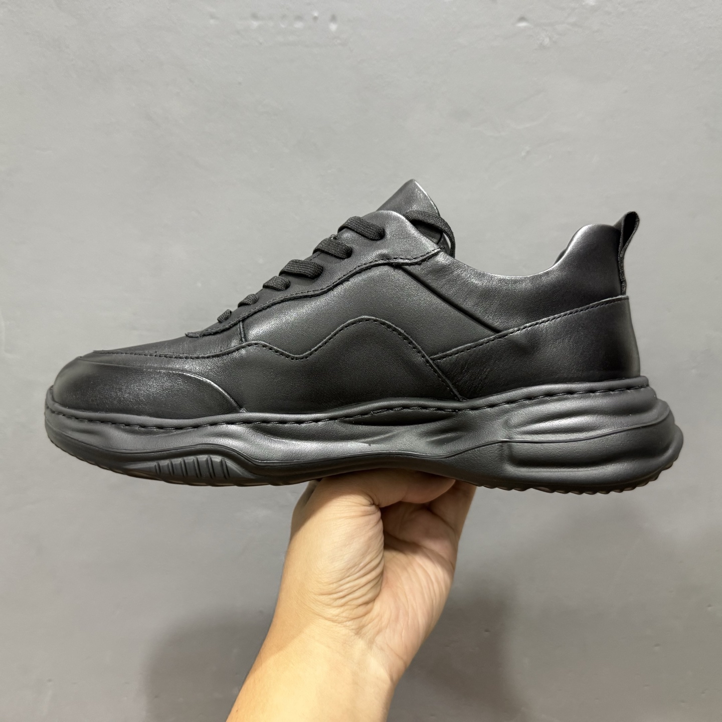 300 ECCO爱步跑步鞋百搭舒适 秋冬新款厚底休闲运动鞋男鞋