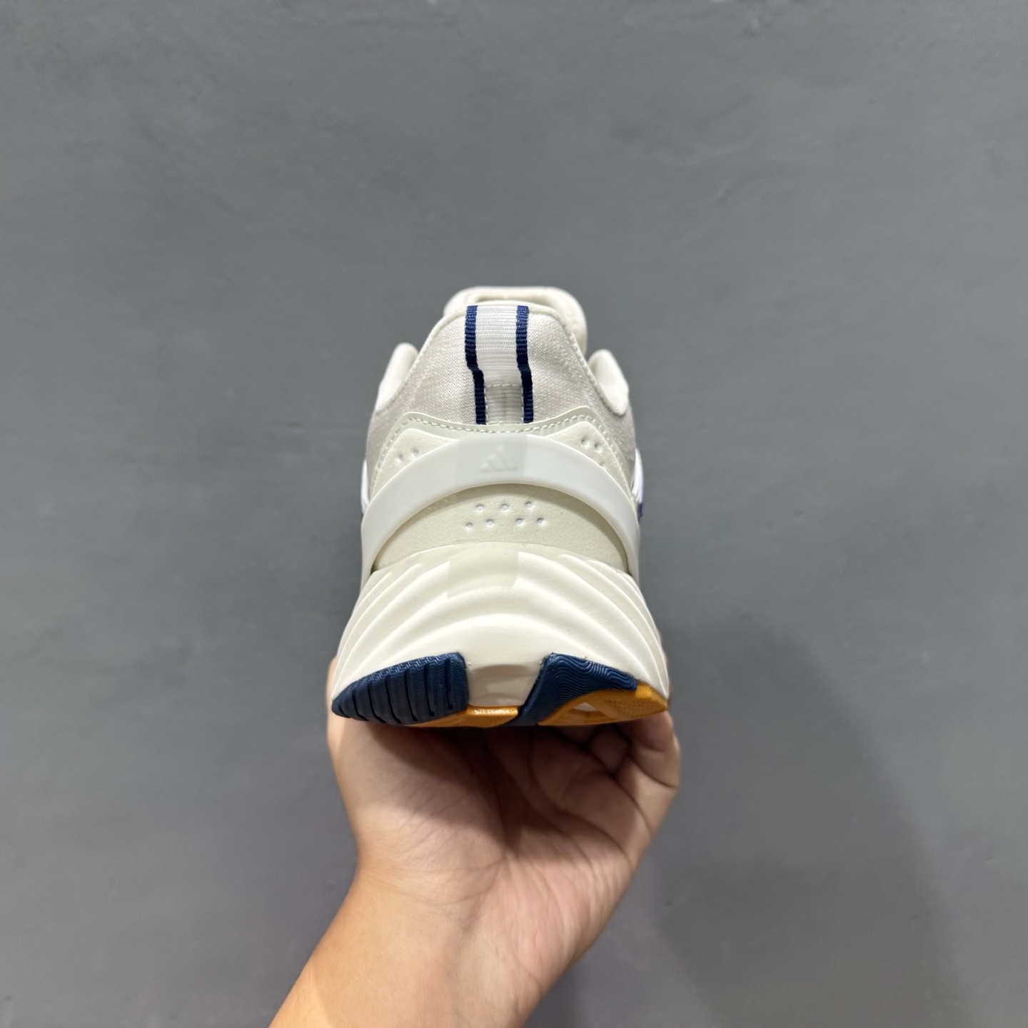 220 Adidas Adipure Glide系列 阿迪达斯 织物 耐磨透气 低帮 公路跑步鞋 KJ6015