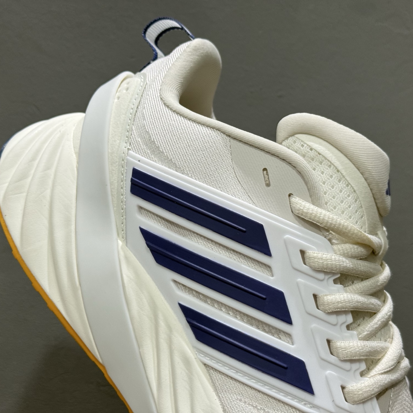 220 Adidas Adipure Glide系列 阿迪达斯 织物 耐磨透气 低帮 公路跑步鞋 KJ6015