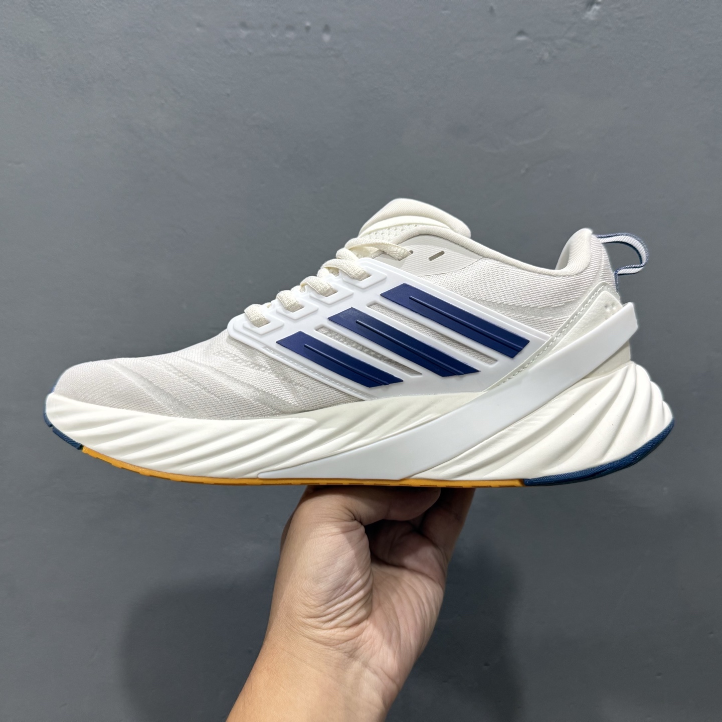 220 Adidas Adipure Glide系列 阿迪达斯 织物 耐磨透气 低帮 公路跑步鞋 KJ6015