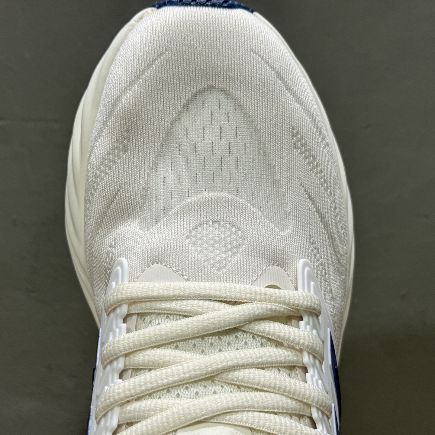 220 Adidas Adipure Glide系列 阿迪达斯 织物 耐磨透气 低帮 公路跑步鞋 KJ6015