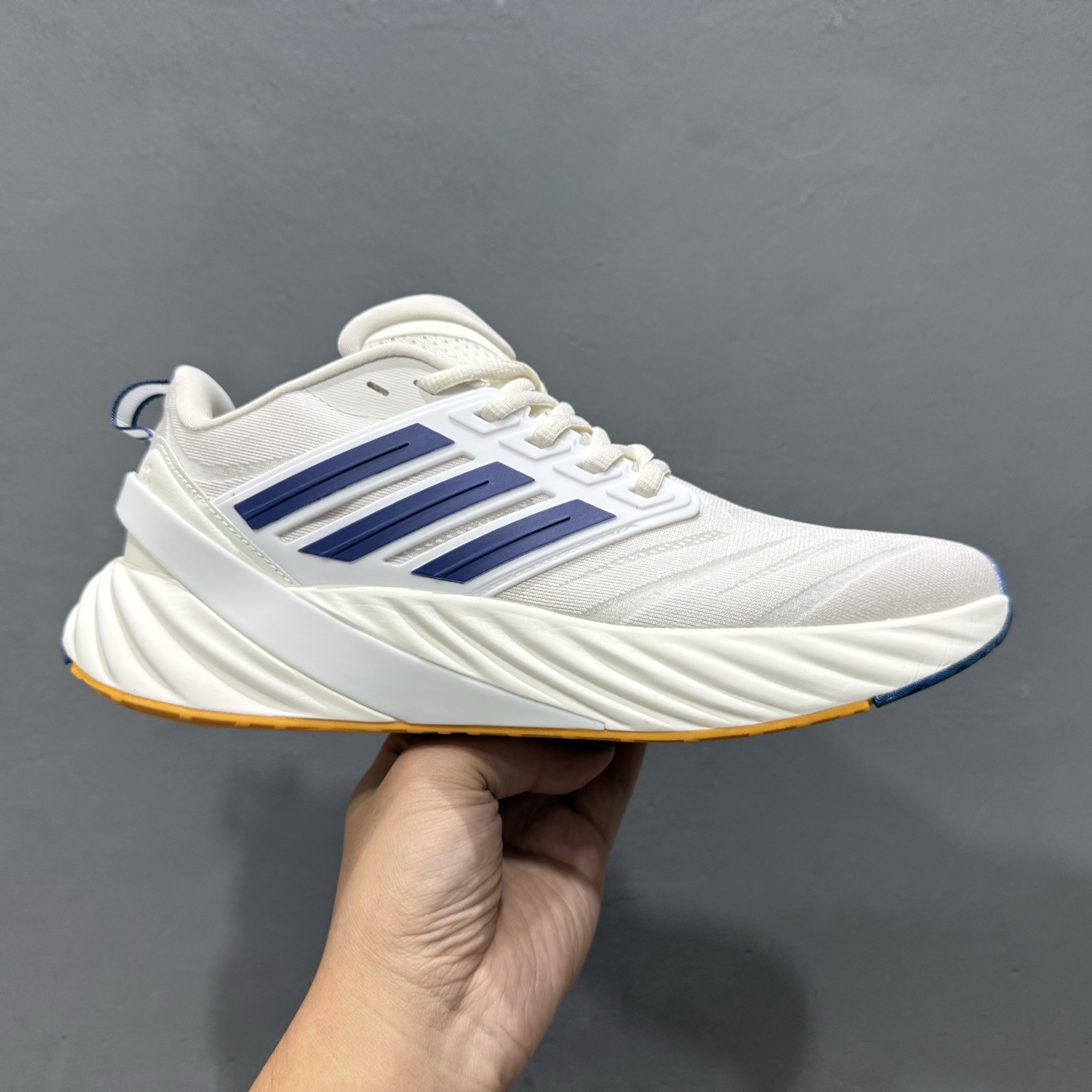 220 Adidas Adipure Glide系列 阿迪达斯 织物 耐磨透气 低帮 公路跑步鞋 KJ6015