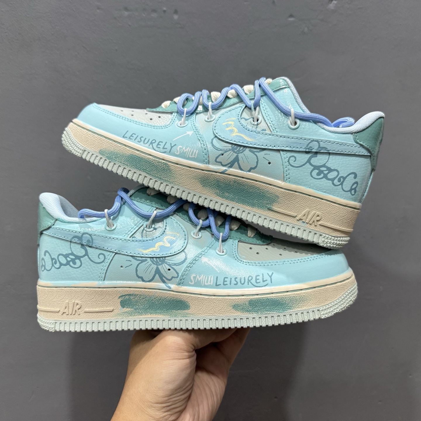 手绘涂鸦“青空花屿”Nike Air Force 1 “Qingkong ”空军一号定制板鞋 KS6968-777